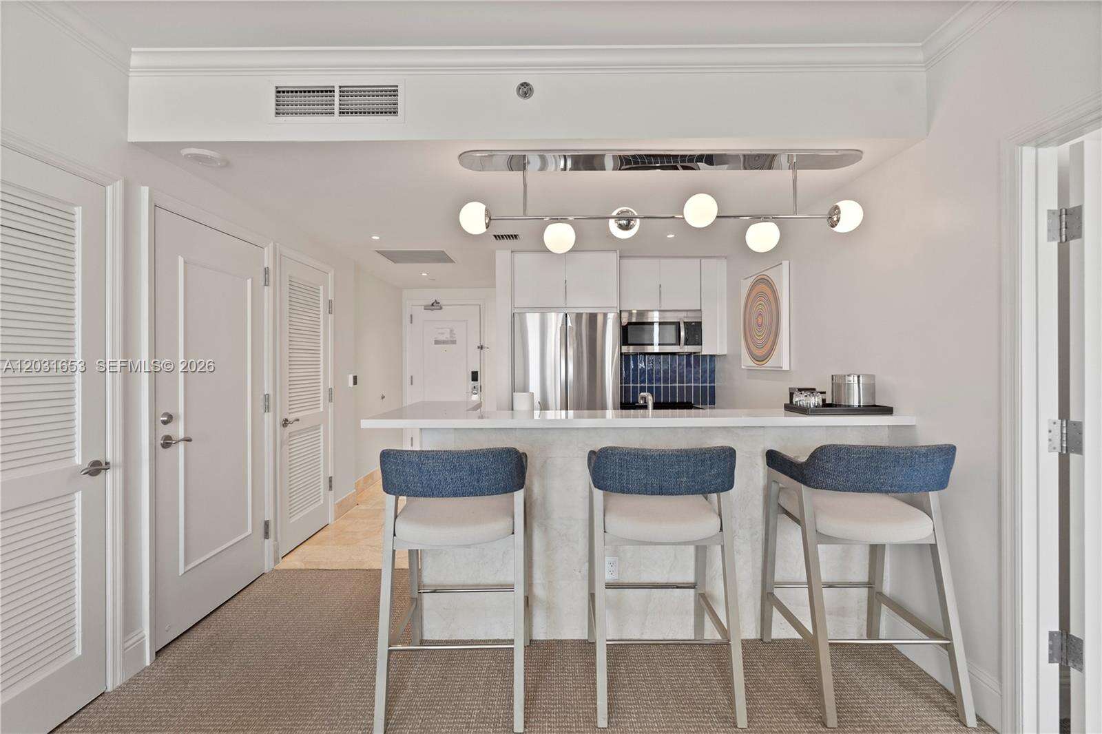 Fontainebleau 2 at 4401 Collins Ave, Miami Beach, FL 33140 - For Sale photo 16
