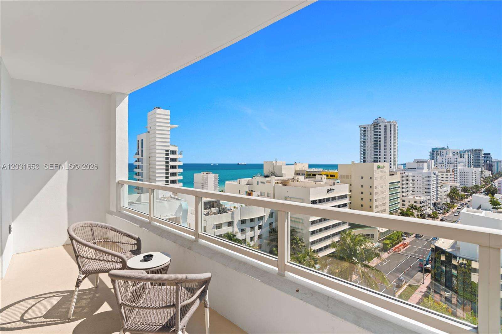 Fontainebleau 2 at 4401 Collins Ave, Miami Beach, FL 33140 - For Sale photo 19