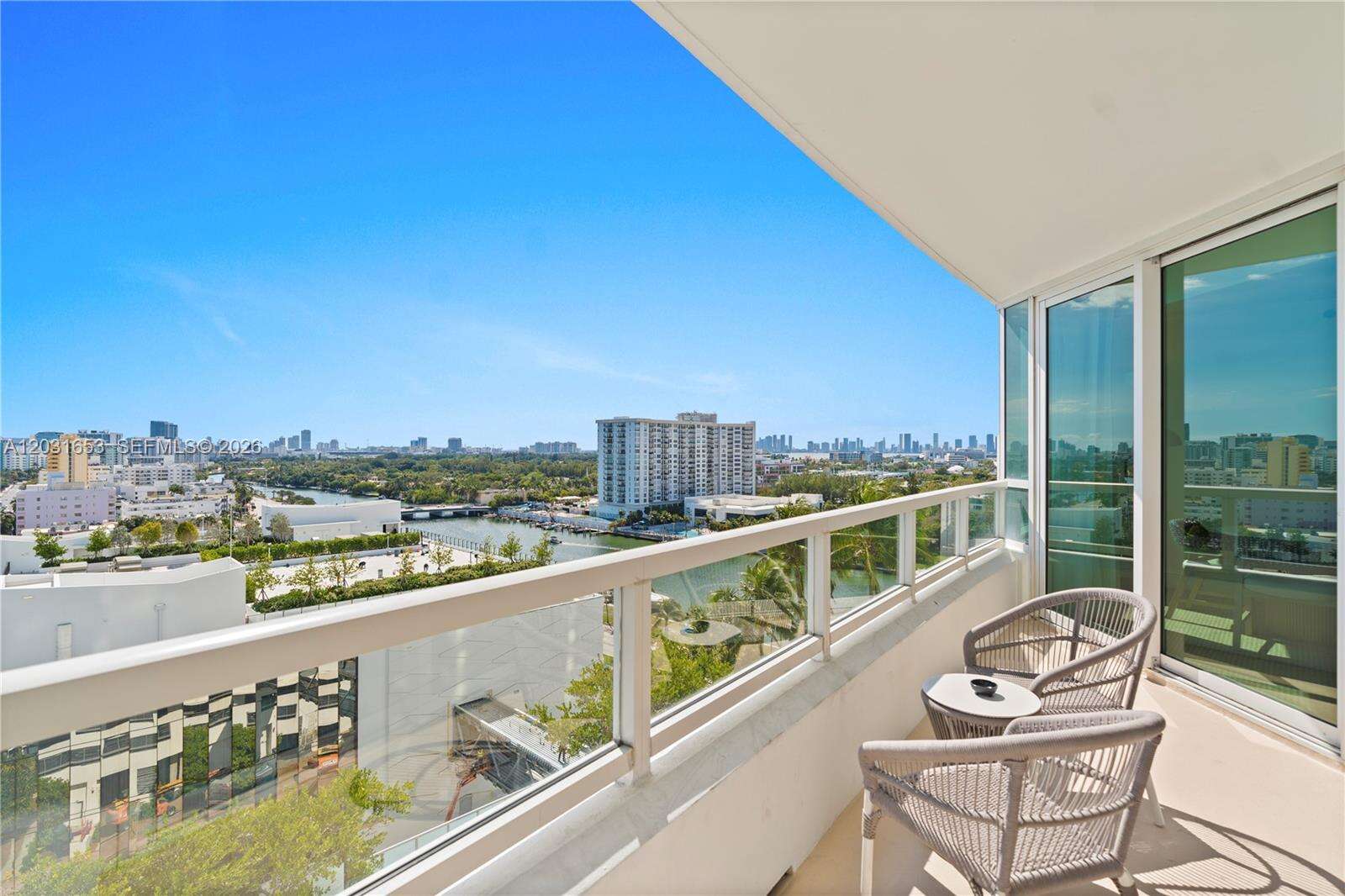 Fontainebleau 2 at 4401 Collins Ave, Miami Beach, FL 33140 - For Sale photo 20