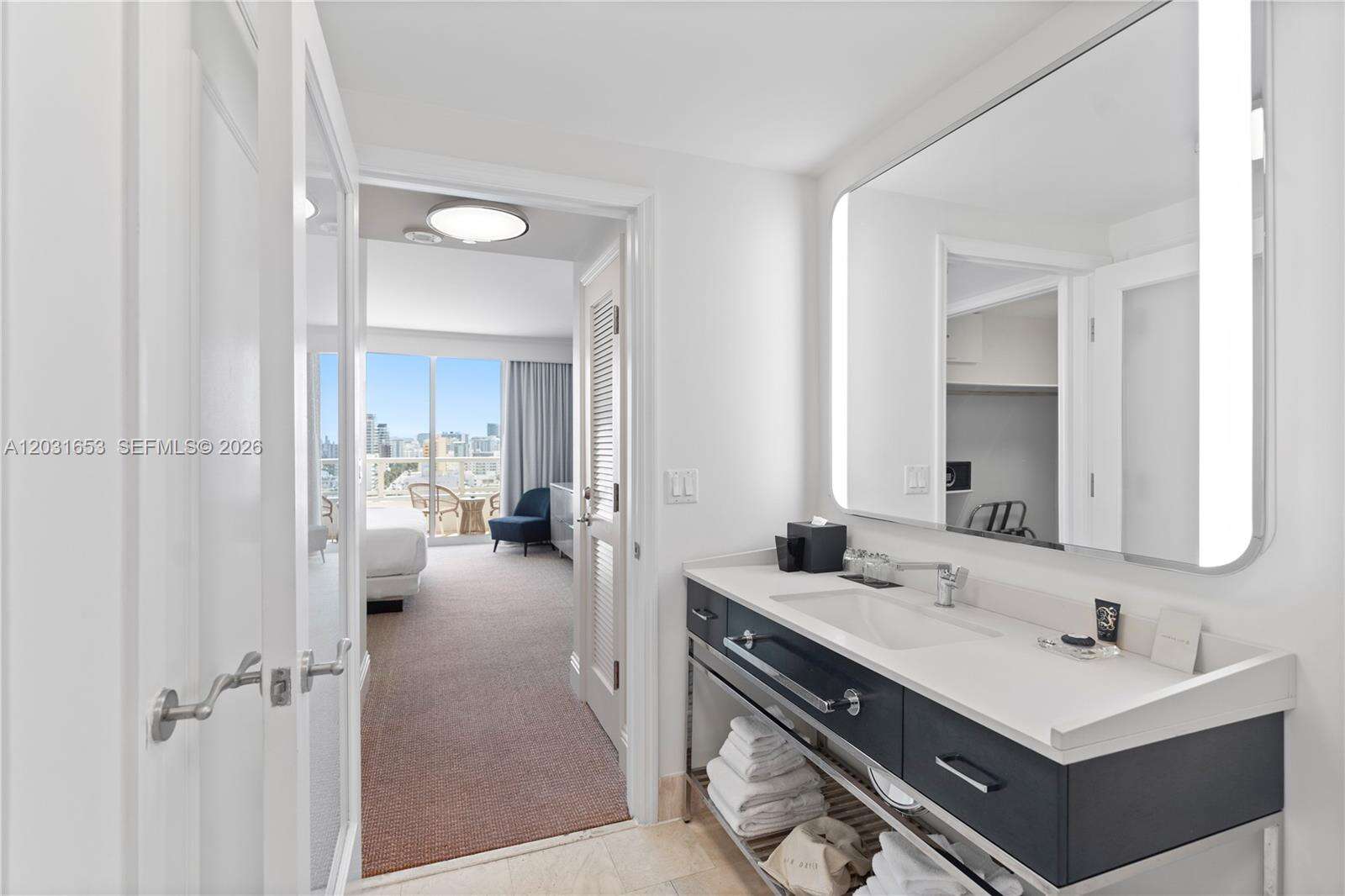 Fontainebleau 2 at 4401 Collins Ave, Miami Beach, FL 33140 - For Sale photo 28