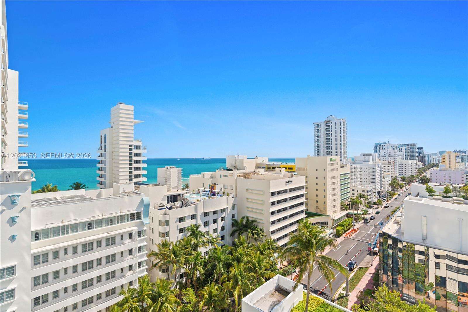 Fontainebleau 2 at 4401 Collins Ave, Miami Beach, FL 33140 - For Sale photo 4