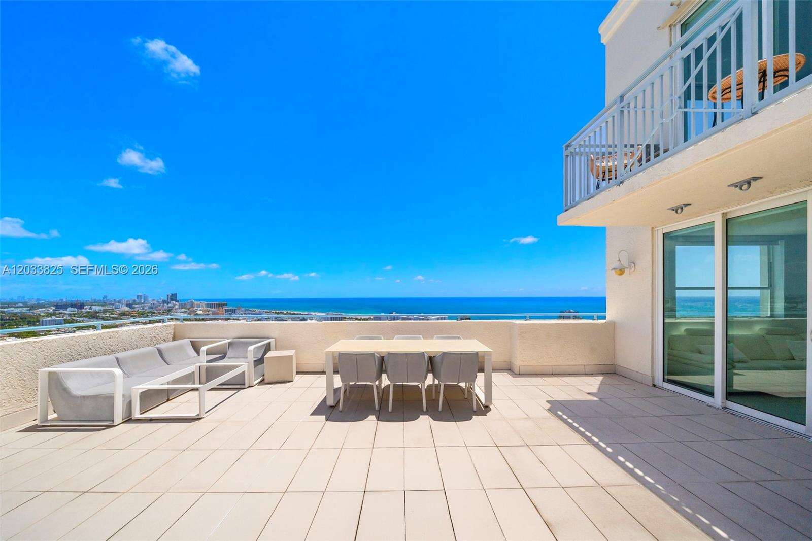 Yacht Club At Portofino at 90 Alton Rd, Miami Beach, FL 33139 - For Sale photo 15