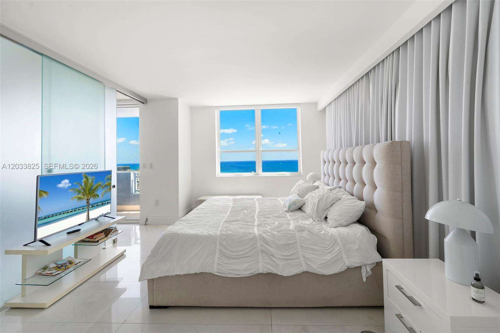 Yacht Club At Portofino at 90 Alton Rd, Miami Beach, FL 33139 - For Sale photo 19