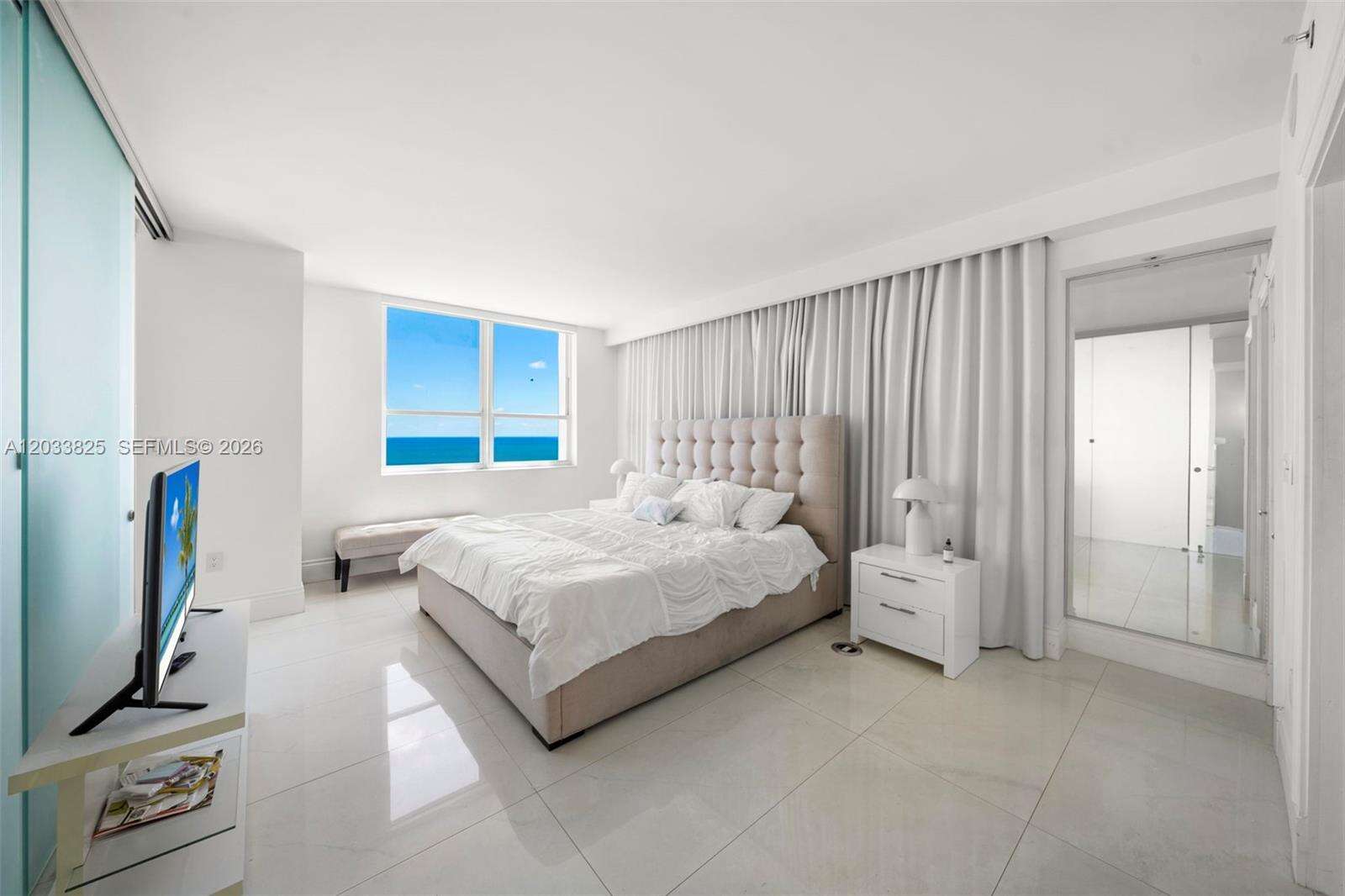 Yacht Club At Portofino at 90 Alton Rd, Miami Beach, FL 33139 - For Sale photo 20