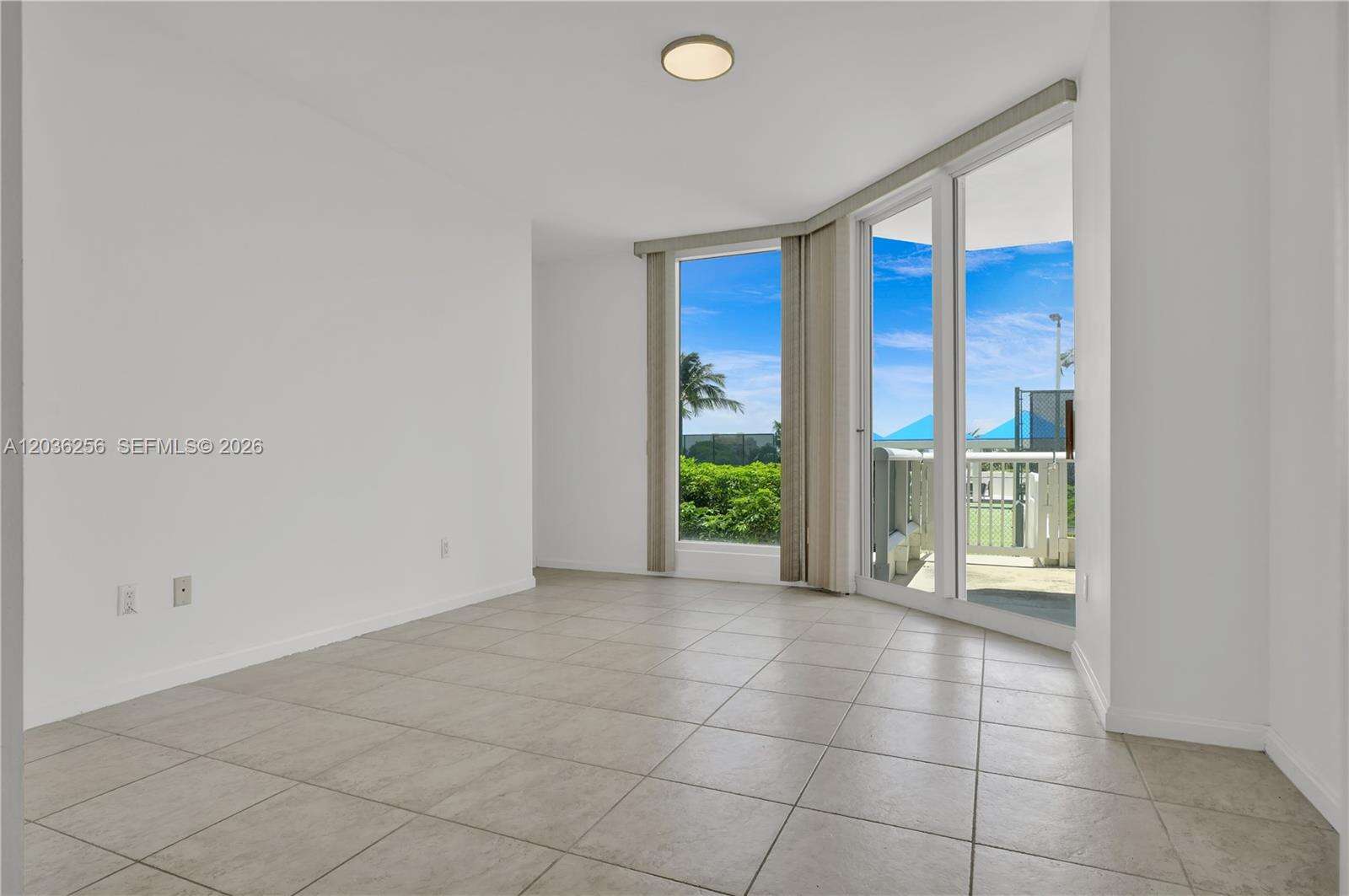 Blue Diamond at 4779 Collins Ave, Miami Beach, FL 33140 - For Sale photo 14