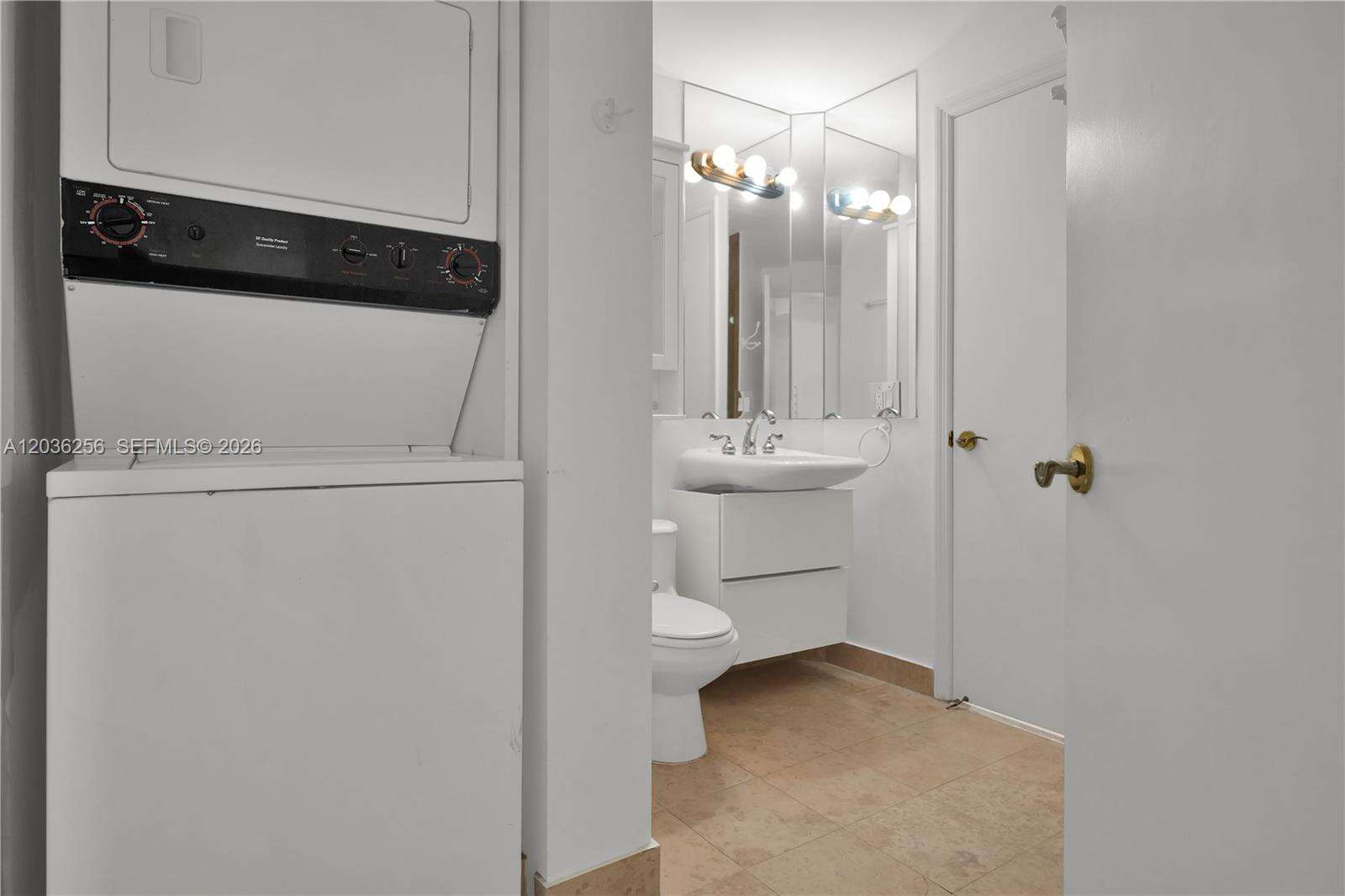 Blue Diamond at 4779 Collins Ave, Miami Beach, FL 33140 - For Sale photo 26