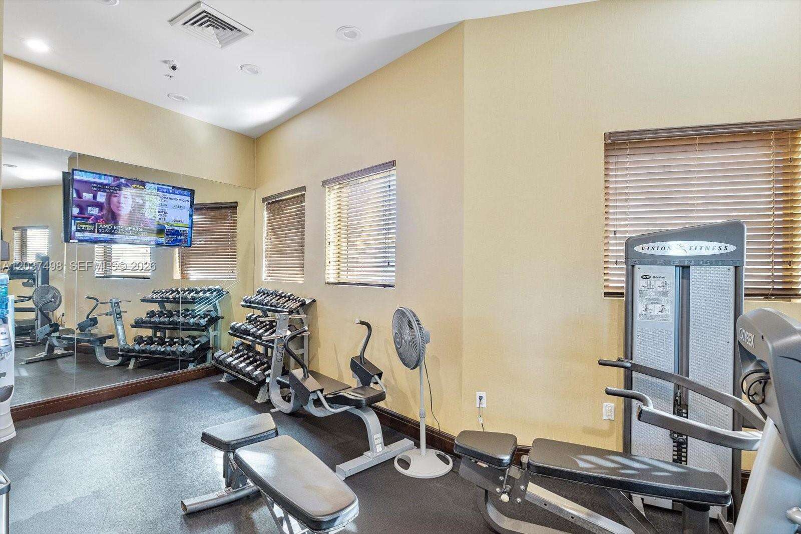Sayan at 16275 Collins Ave, Sunny Isles Beach, FL 33160 - For Sale photo 25