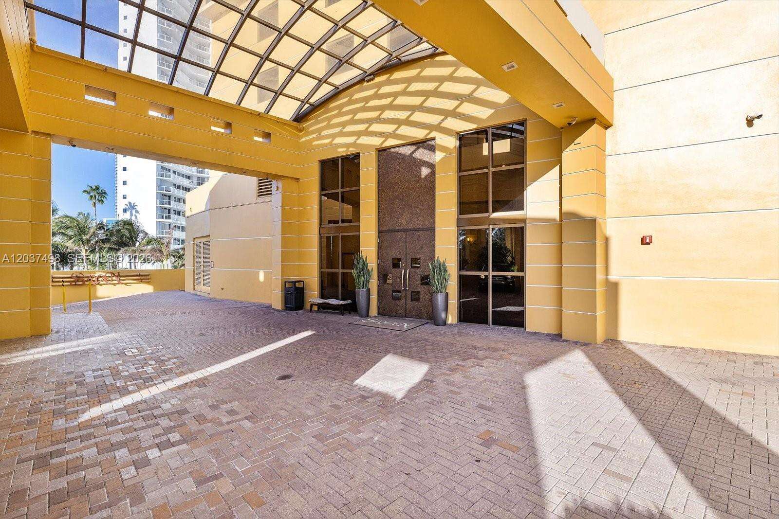 Sayan at 16275 Collins Ave, Sunny Isles Beach, FL 33160 - For Sale photo 27
