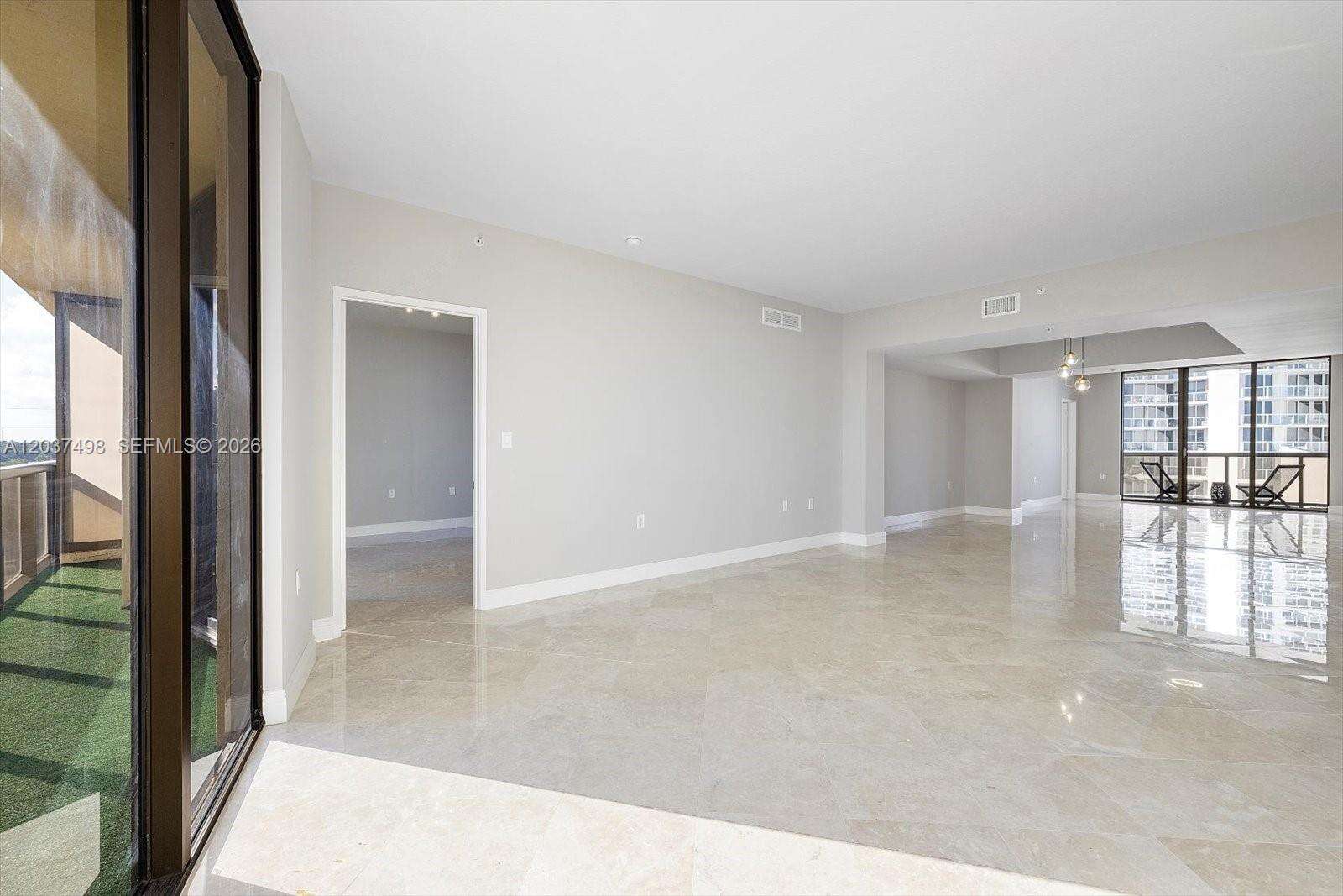 Sayan at 16275 Collins Ave, Sunny Isles Beach, FL 33160 - For Sale photo 8