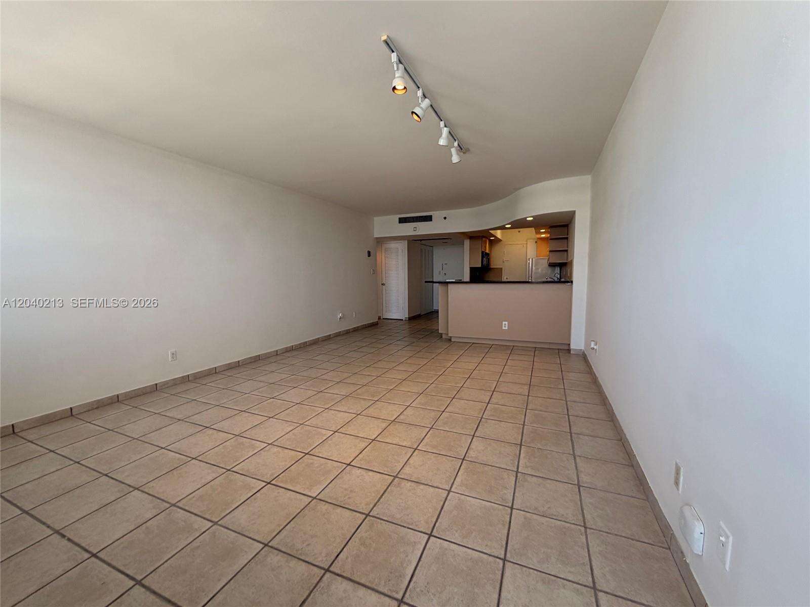 Decoplage at 100 Lincoln Rd, Miami Beach, FL 33139 - For Sale photo 14