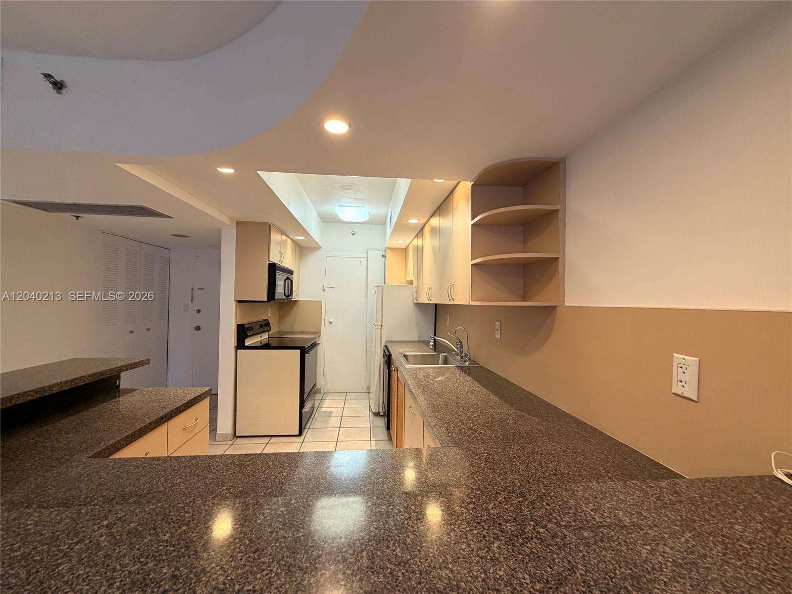 Decoplage at 100 Lincoln Rd, Miami Beach, FL 33139 - For Sale photo 15