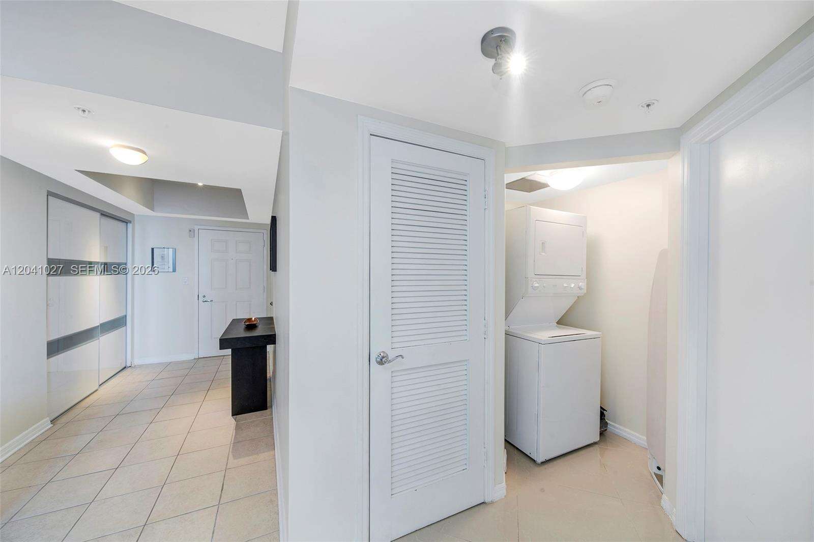 La Perla at 16699 Collins Ave, Sunny Isles Beach, FL 33160 - For Sale photo 24