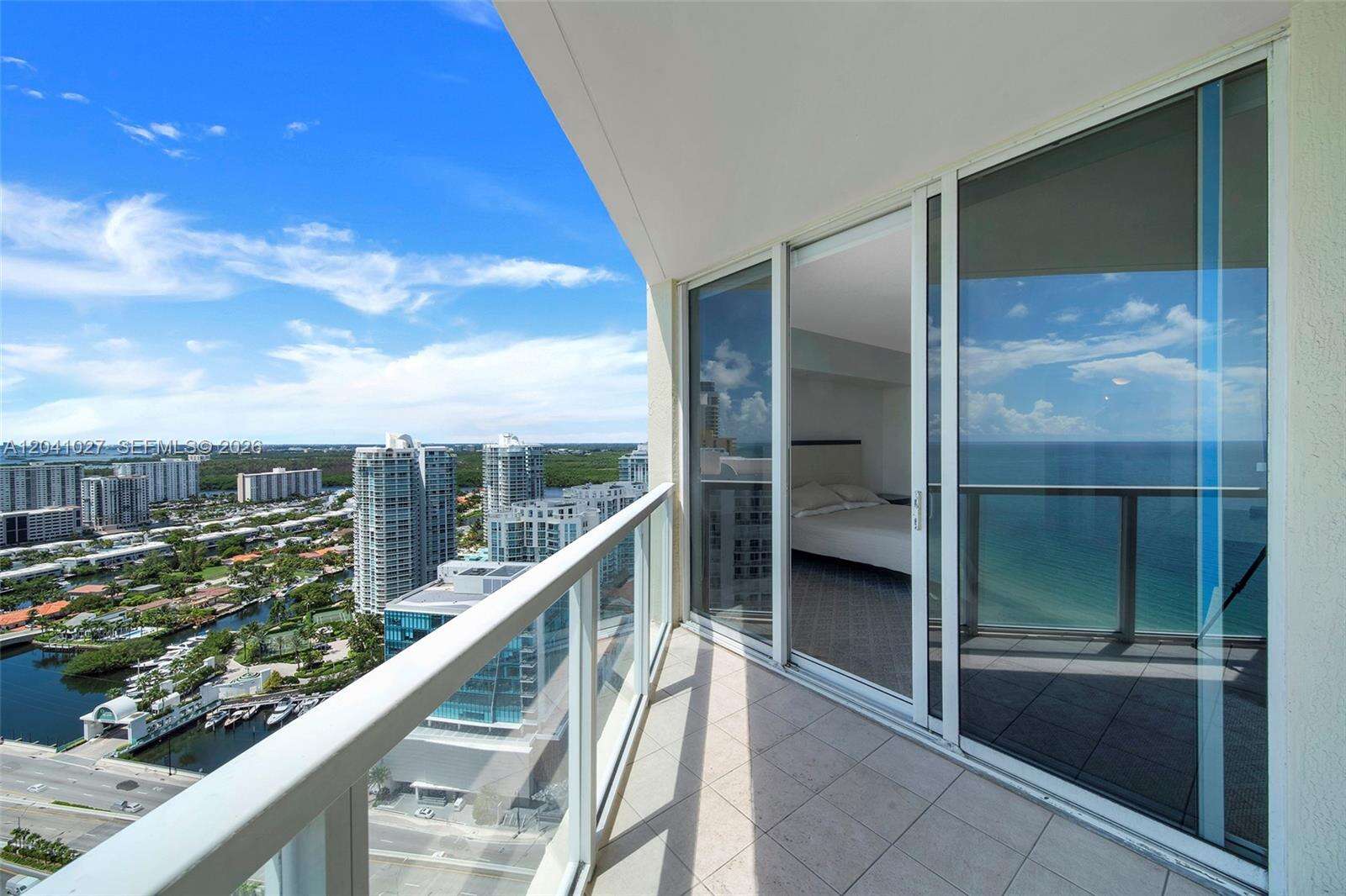 La Perla at 16699 Collins Ave, Sunny Isles Beach, FL 33160 - For Sale photo 8