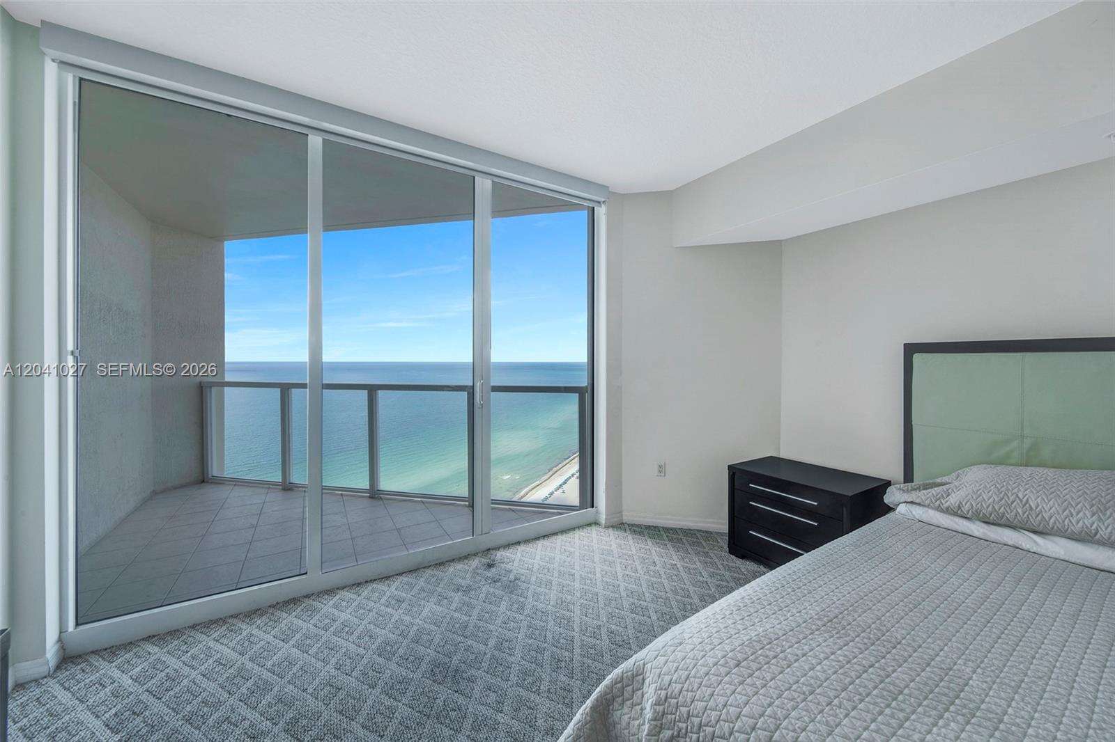 La Perla at 16699 Collins Ave, Sunny Isles Beach, FL 33160 - For Sale photo 9