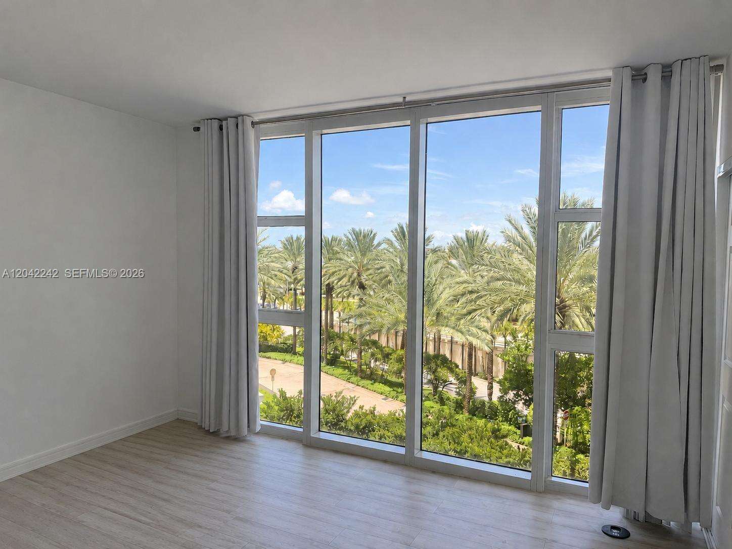 Harbour House at 10275 Collins Ave, Bal Harbour, FL 33154 - For Sale photo 6