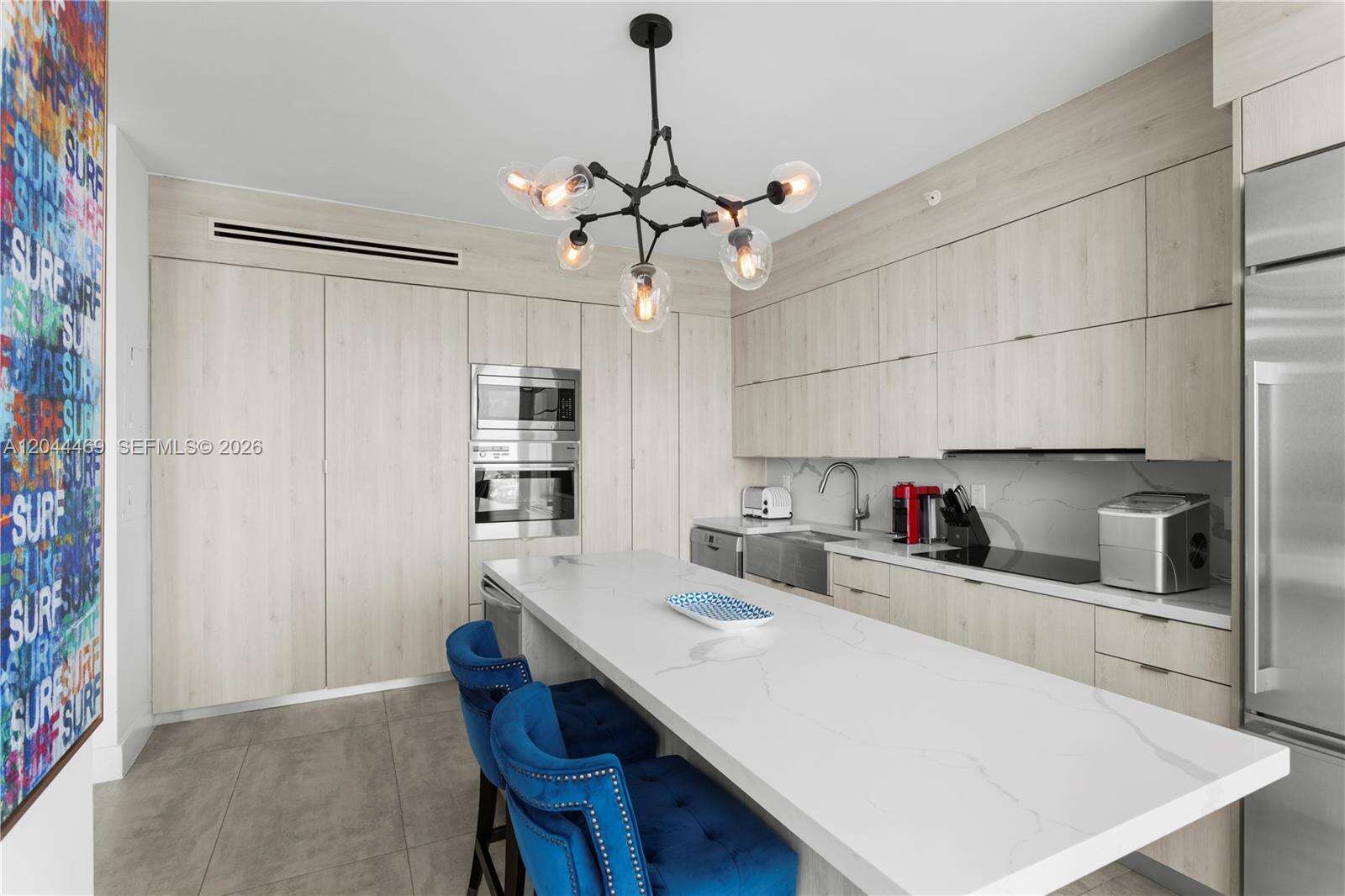 Portofino Tower at 300 Pointe Dr, Miami Beach, FL 33139 - For Sale photo 46