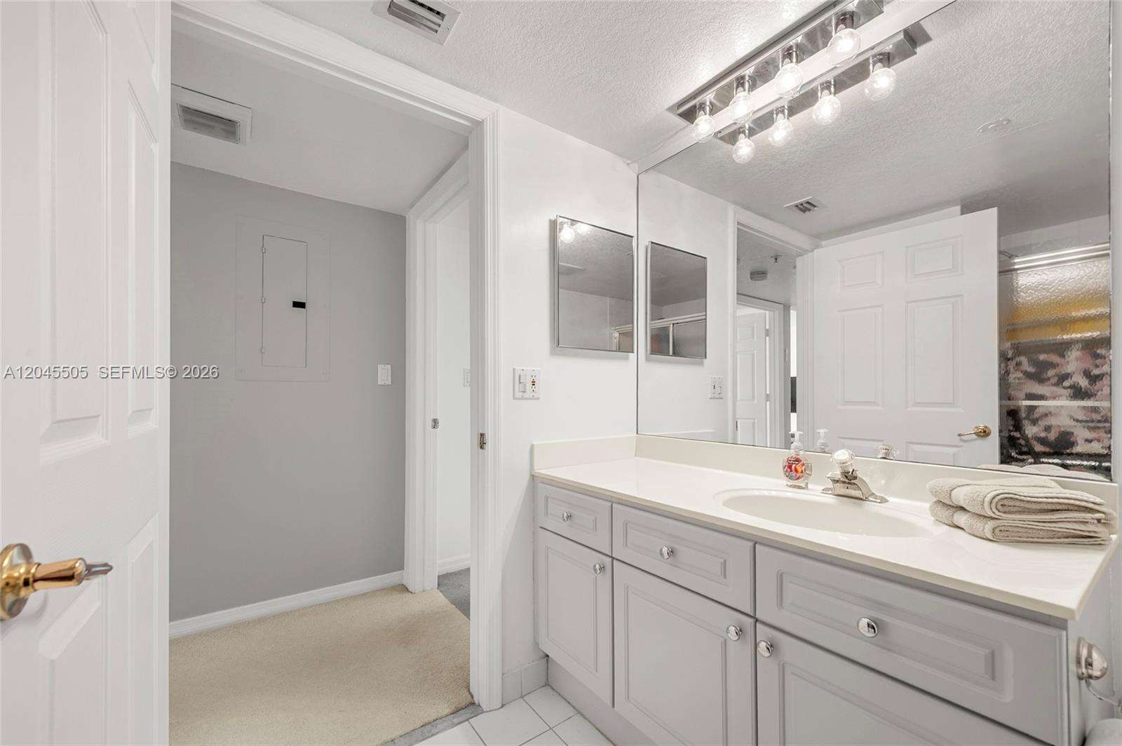 Florida Ocean Club at 17275 Collins Ave, Sunny Isles Beach, FL 33160 - For Sale photo 13