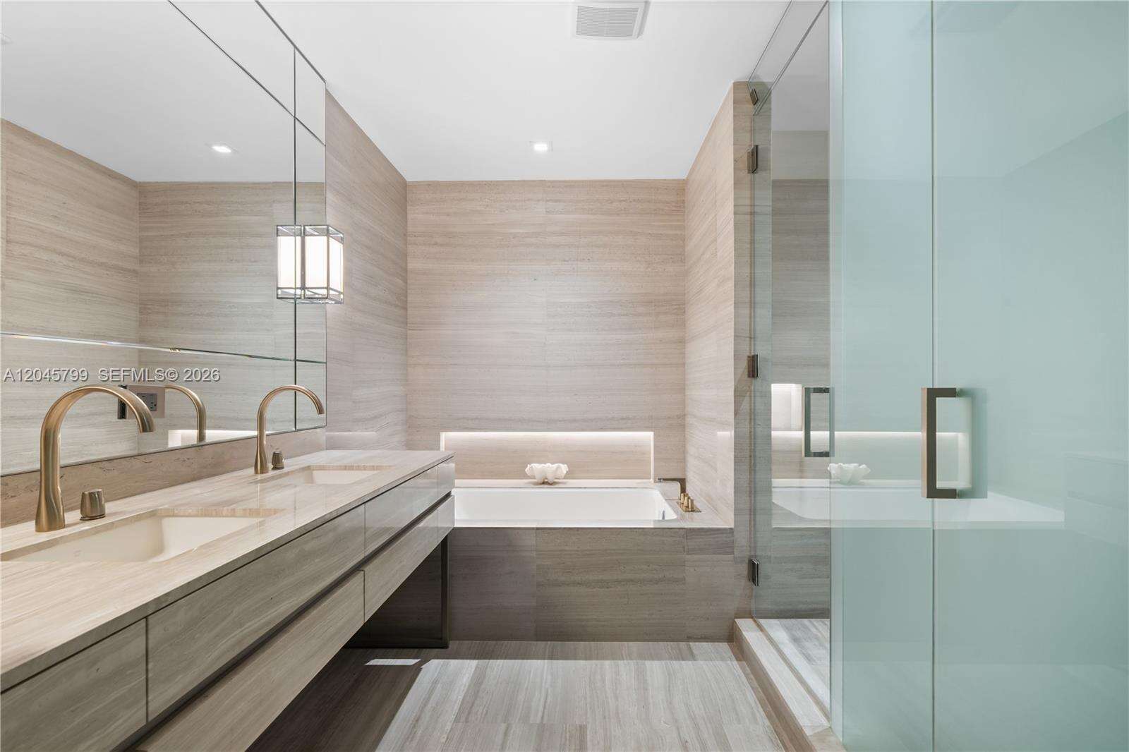 Armani Casa at 18975 Collins Ave, Sunny Isles Beach, FL 33160 - For Sale photo 13