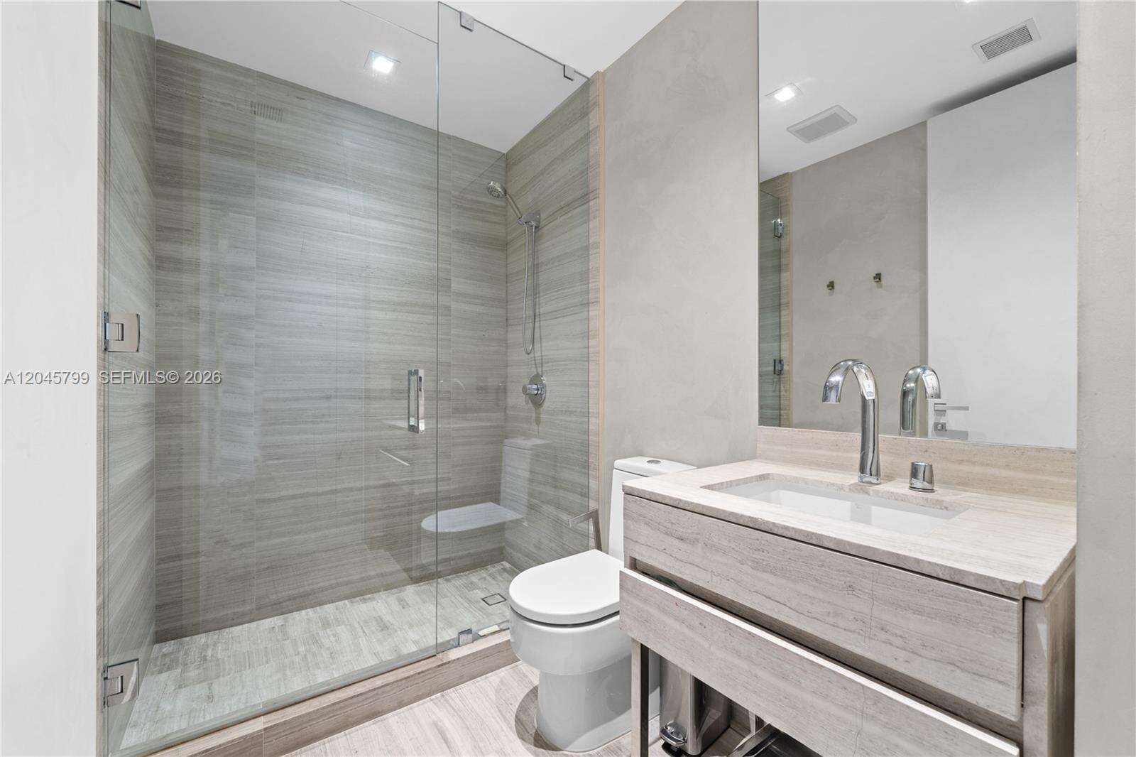 Armani Casa at 18975 Collins Ave, Sunny Isles Beach, FL 33160 - For Sale photo 14