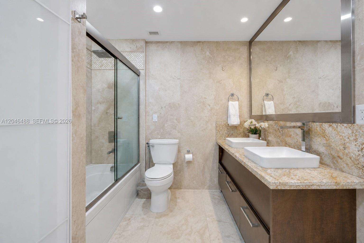 Roney Palace at 2301 Collins Ave, Miami Beach, FL 33139 - For Sale photo 11