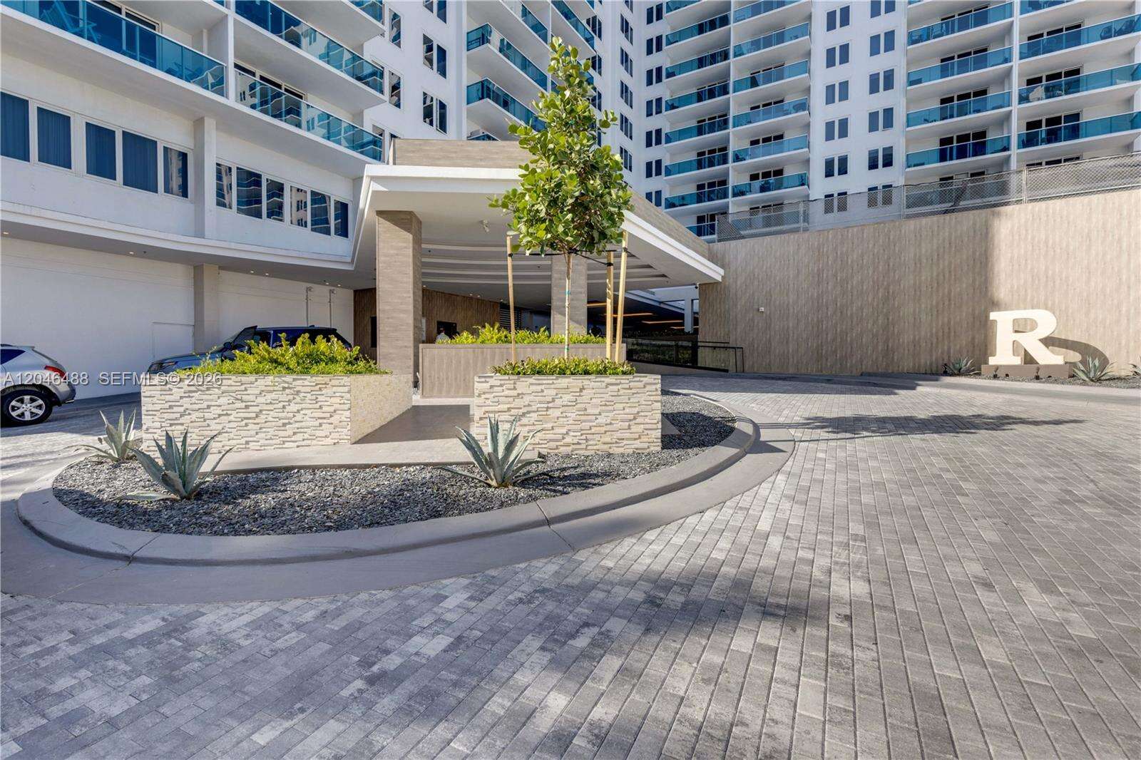 Roney Palace at 2301 Collins Ave, Miami Beach, FL 33139 - For Sale photo 34