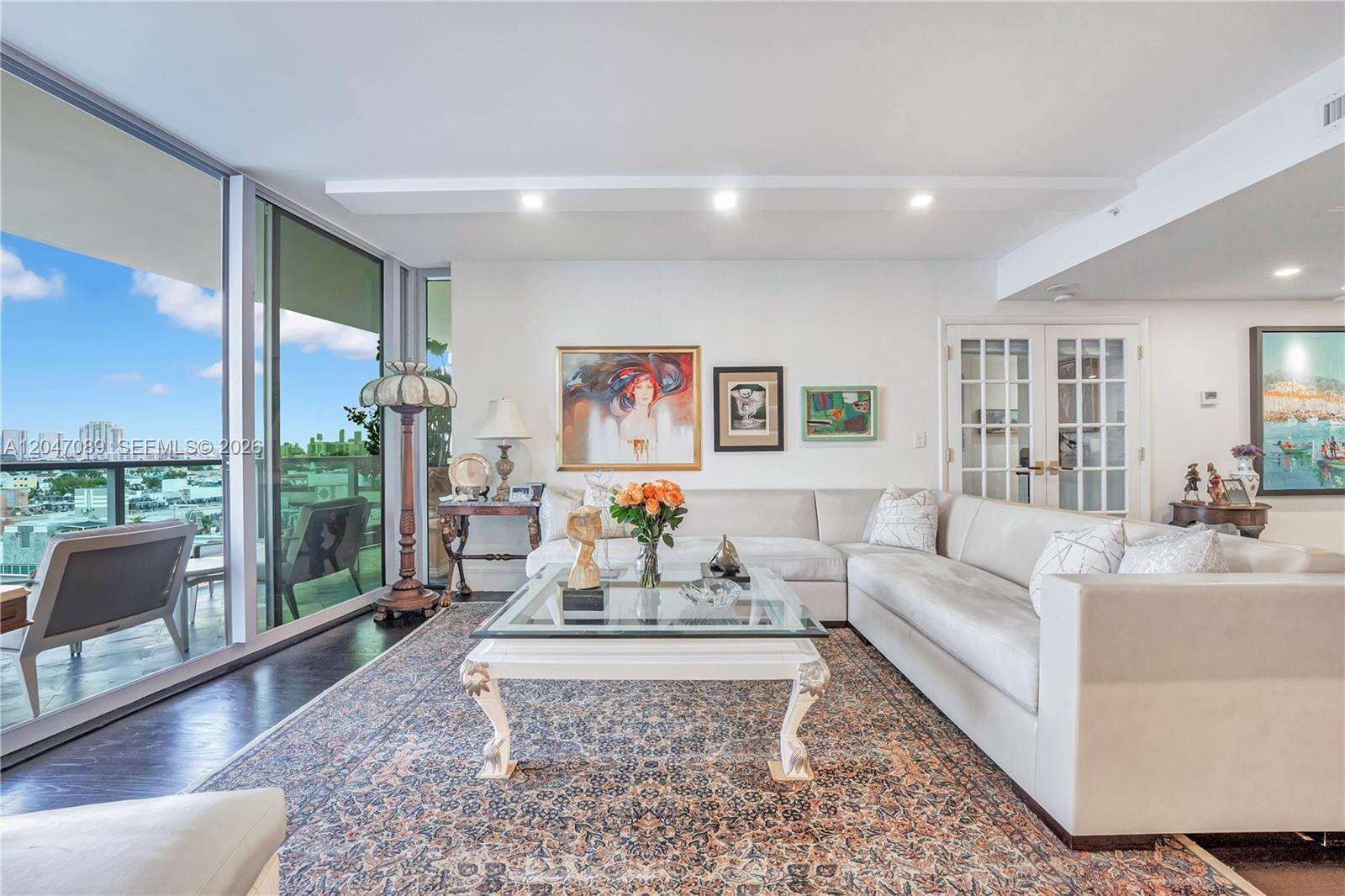Il Villaggio at 1455 Ocean Dr, Miami Beach, FL 33139 - For Sale photo 3