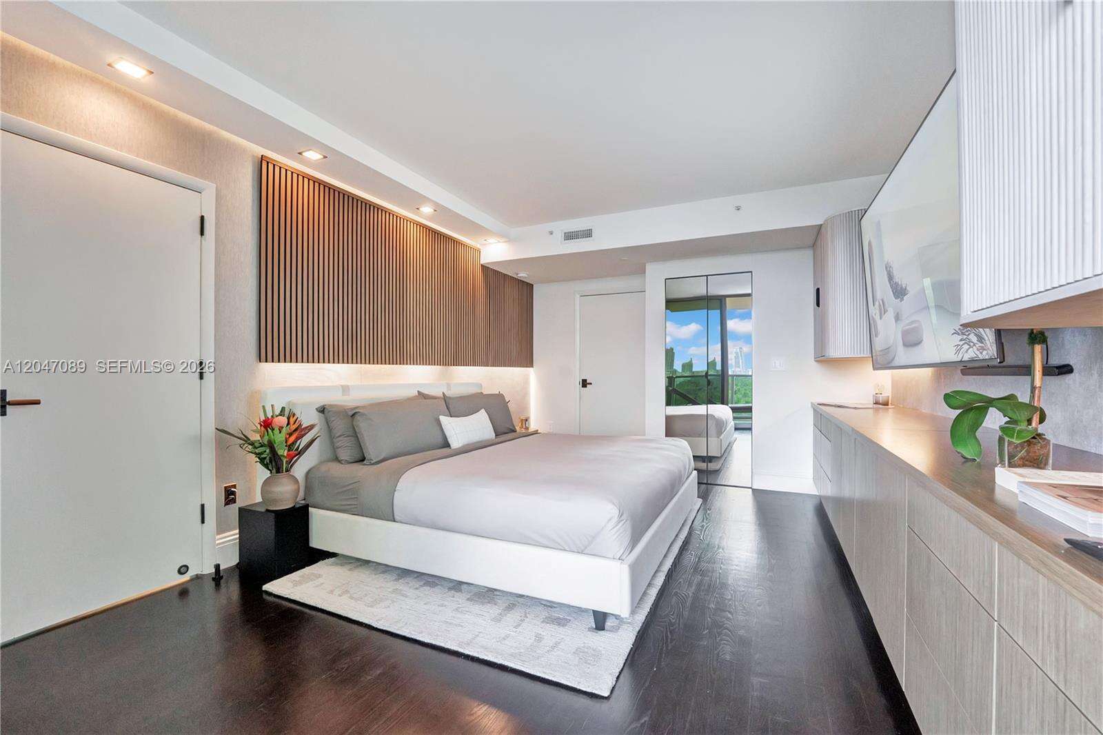 Il Villaggio at 1455 Ocean Dr, Miami Beach, FL 33139 - For Sale photo 28