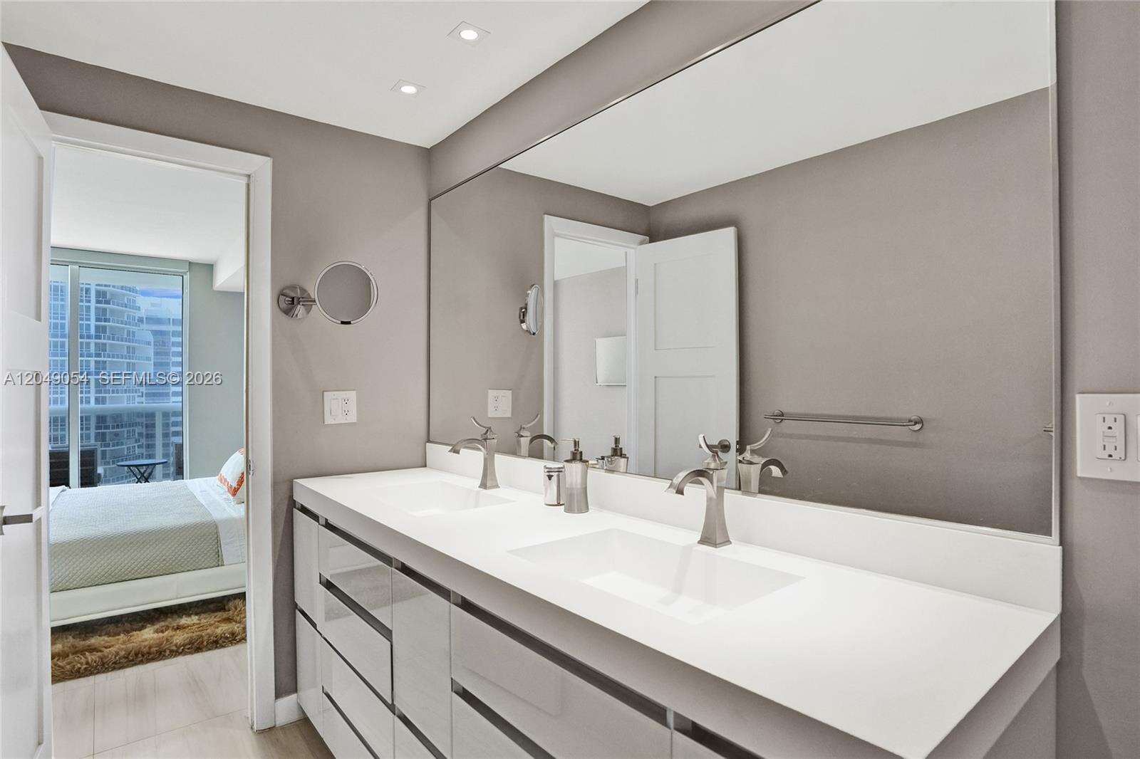 Harbour House at 10275 Collins Ave, Bal Harbour, FL 33154 - For Sale photo 10