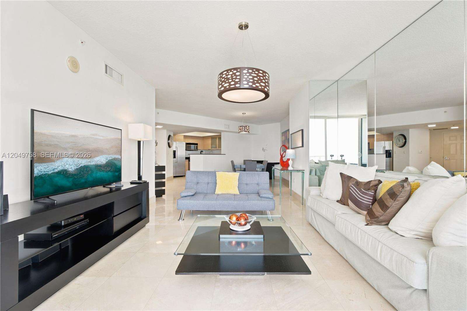 La Perla at 16699 Collins Ave, Sunny Isles Beach, FL 33160 - For Sale photo 3