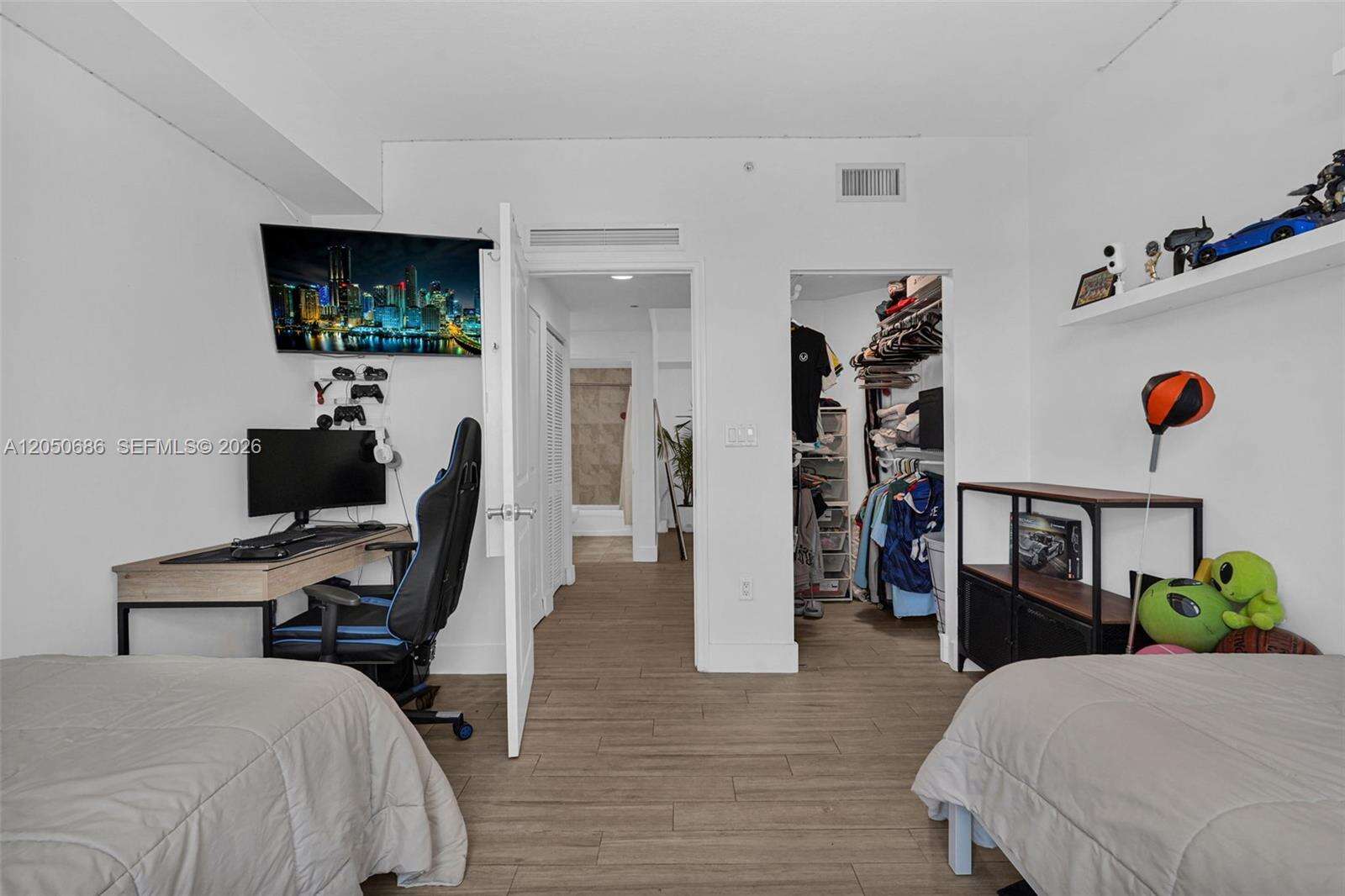 360 Condo at 7900 Harbor Island Dr, North Bay Village, FL 33141 - For Sale photo 45