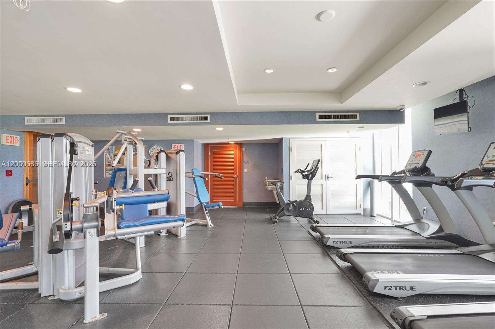 360 Condo at 7900 Harbor Island Dr, North Bay Village, FL 33141 - For Sale photo 58