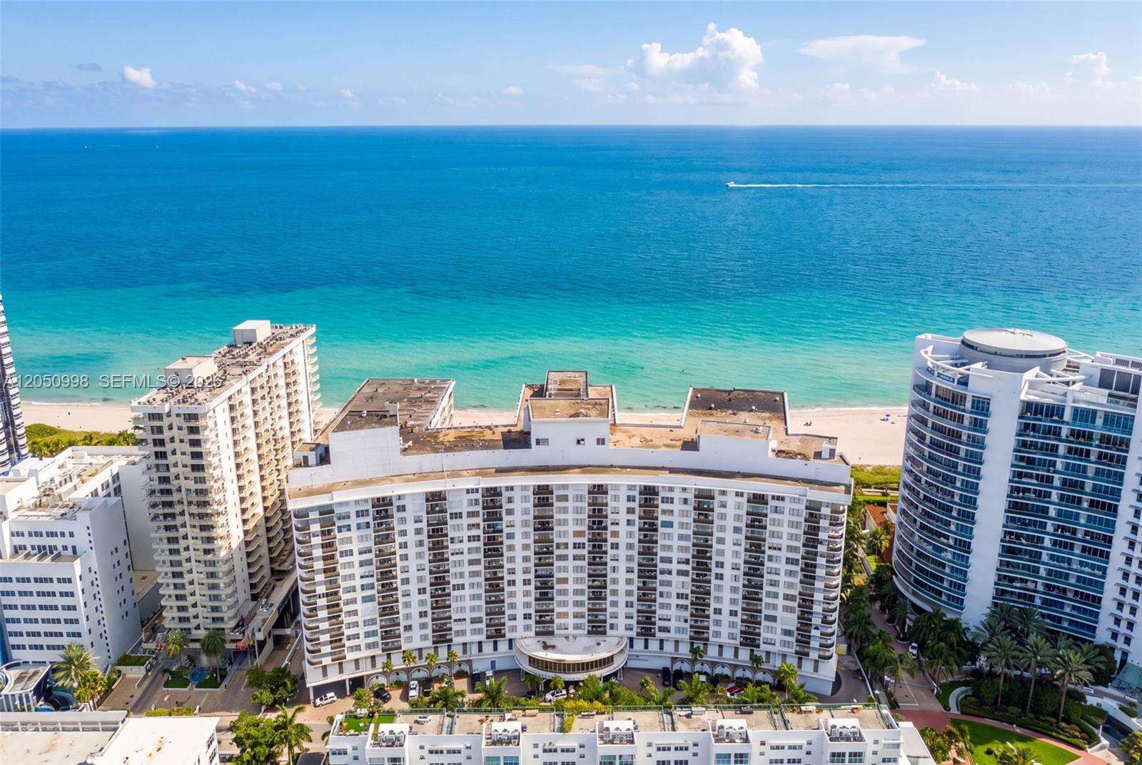 Maison Grande at 6039 Collins Ave, Miami Beach, FL 33140 - For Sale photo 3