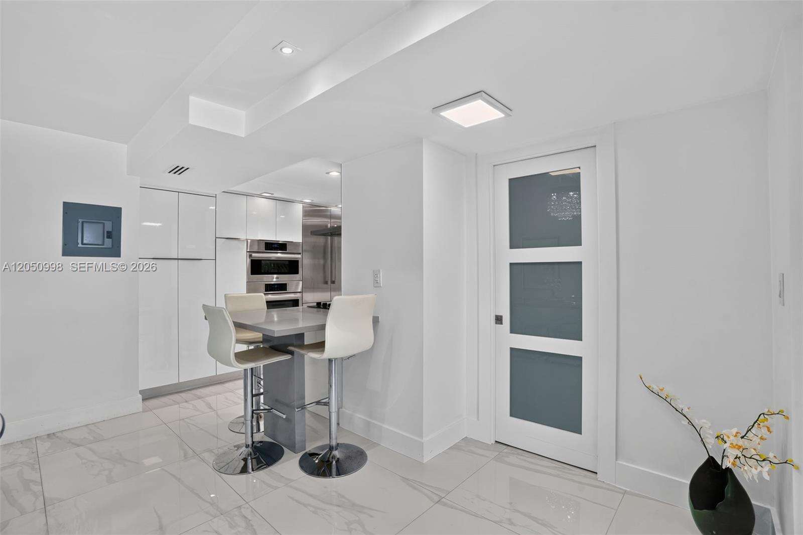 Maison Grande at 6039 Collins Ave, Miami Beach, FL 33140 - For Sale photo 6