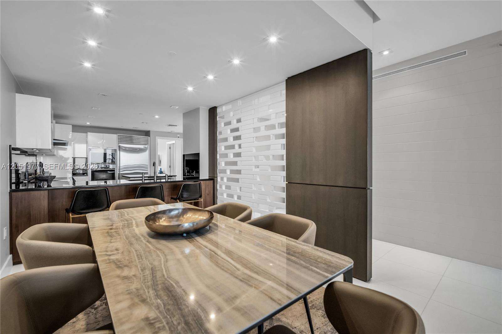 Jade Ocean at 17121 Collins Ave, Sunny Isles Beach, FL 33160 - For Sale photo 25