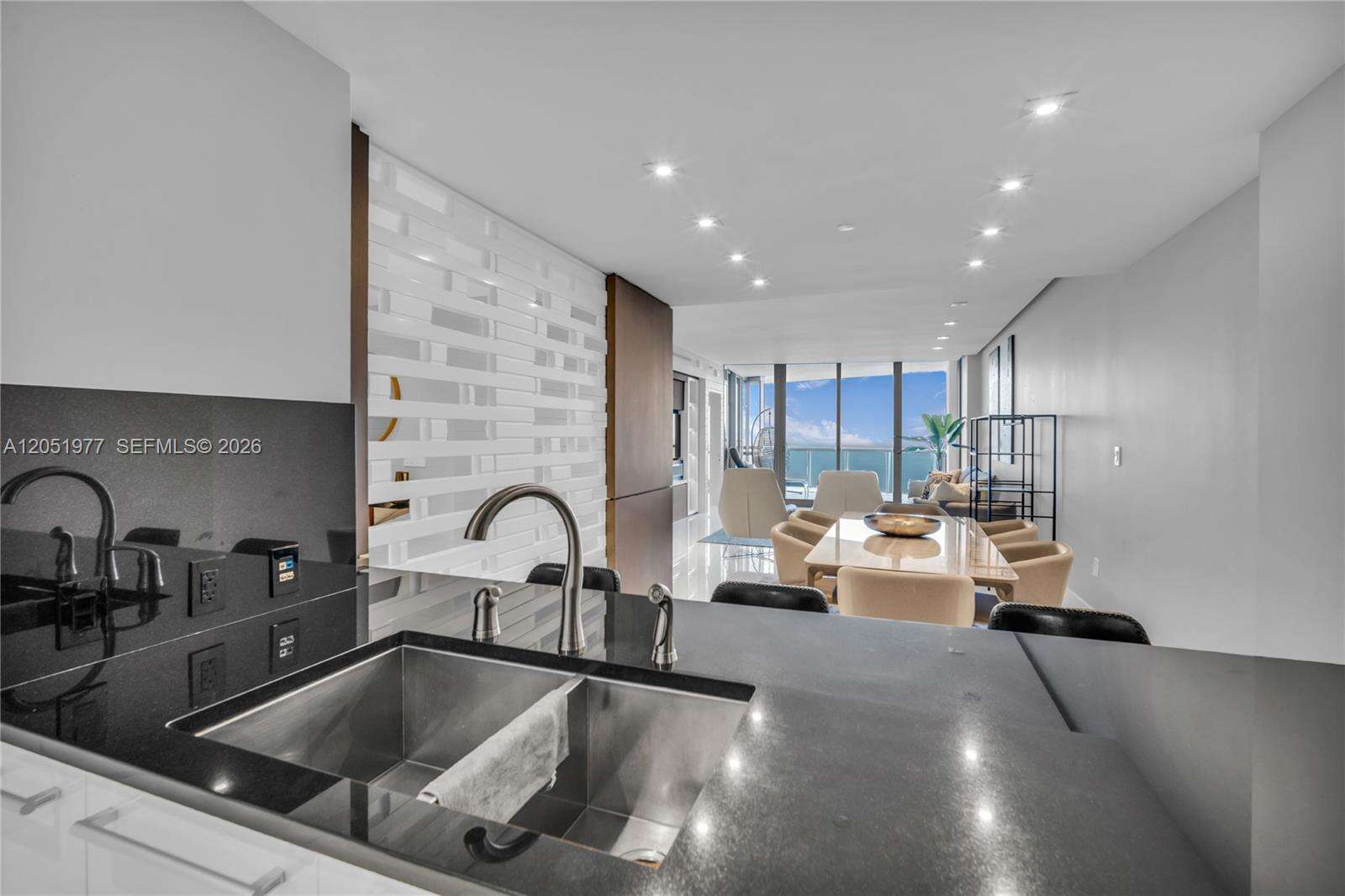 Jade Ocean at 17121 Collins Ave, Sunny Isles Beach, FL 33160 - For Sale photo 29