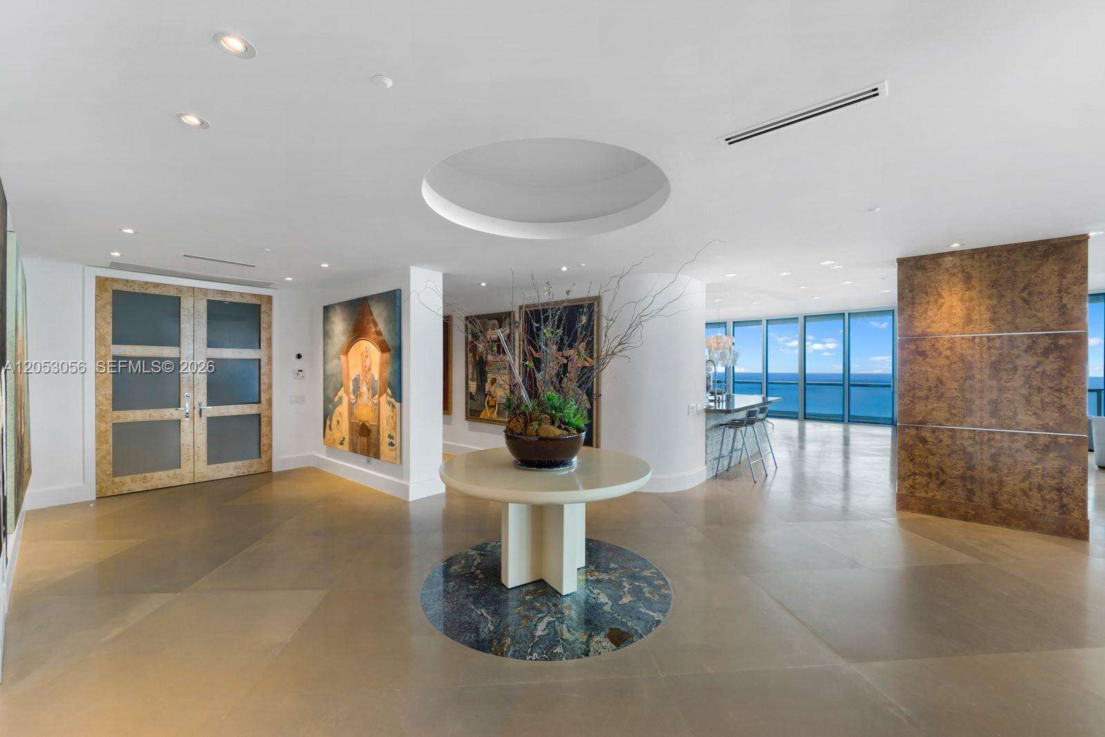 Continuum South Tower at 100 Pointe Dr, Miami Beach, FL 33139 - For Sale photo 3