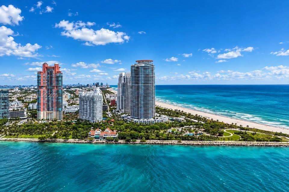 Continuum South Tower at 100 Pointe Dr, Miami Beach, FL 33139 - For Sale photo 25