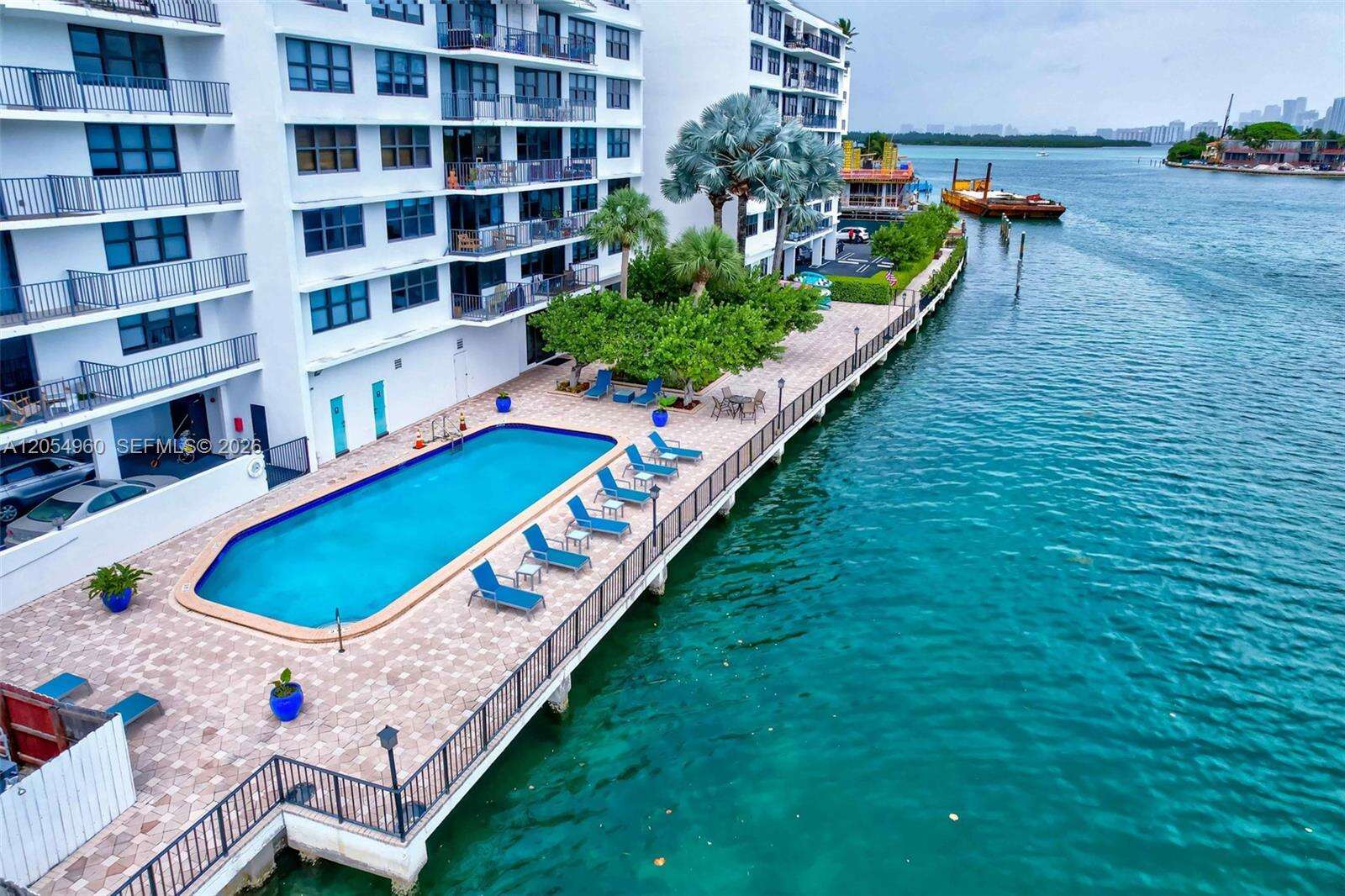 The Belmont Condos for Sale & Rent | Picture 1