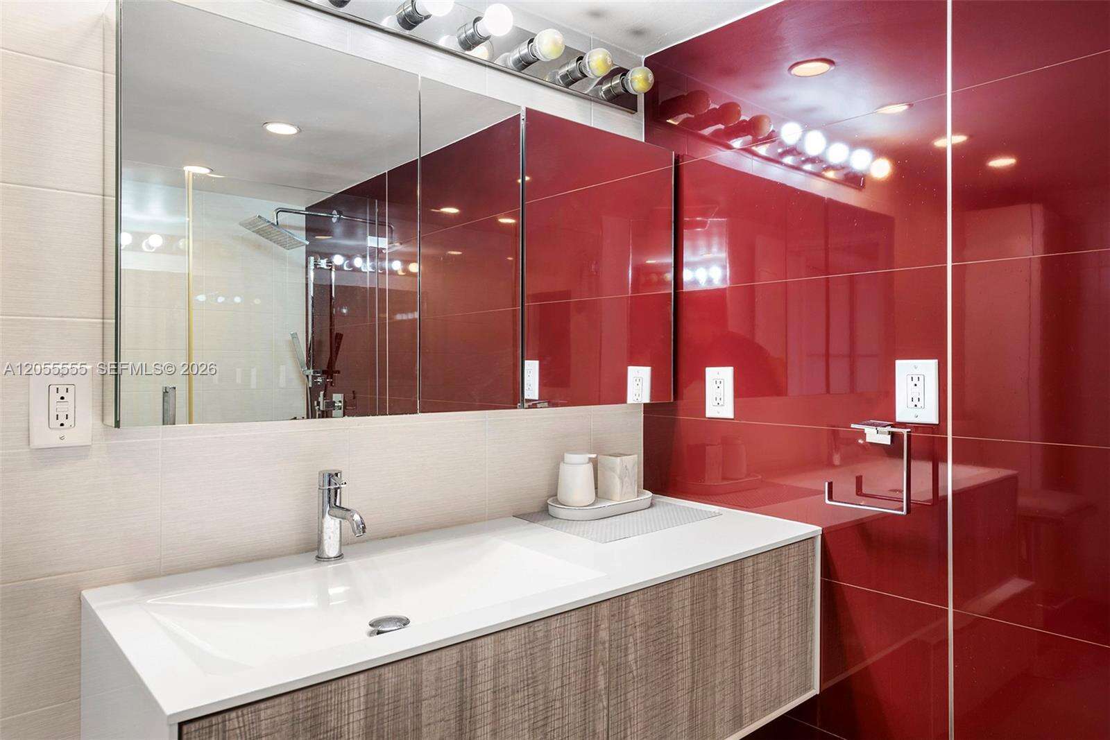 Seacoast 5151 at 5151 Collins Ave, Miami Beach, FL 33140 - For Sale photo 16