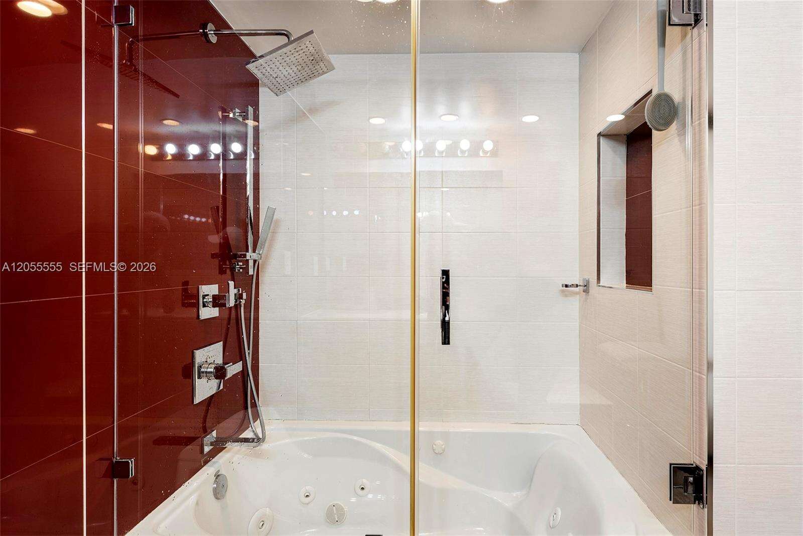 Seacoast 5151 at 5151 Collins Ave, Miami Beach, FL 33140 - For Sale photo 17