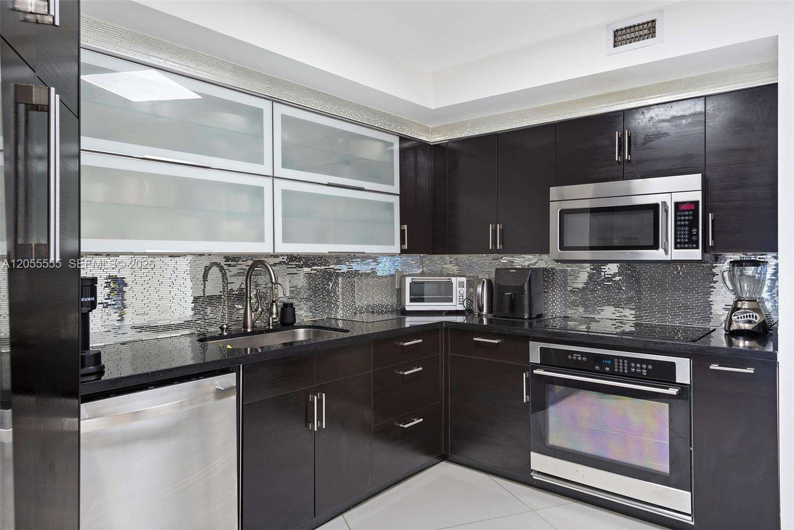Seacoast 5151 at 5151 Collins Ave, Miami Beach, FL 33140 - For Sale photo 10