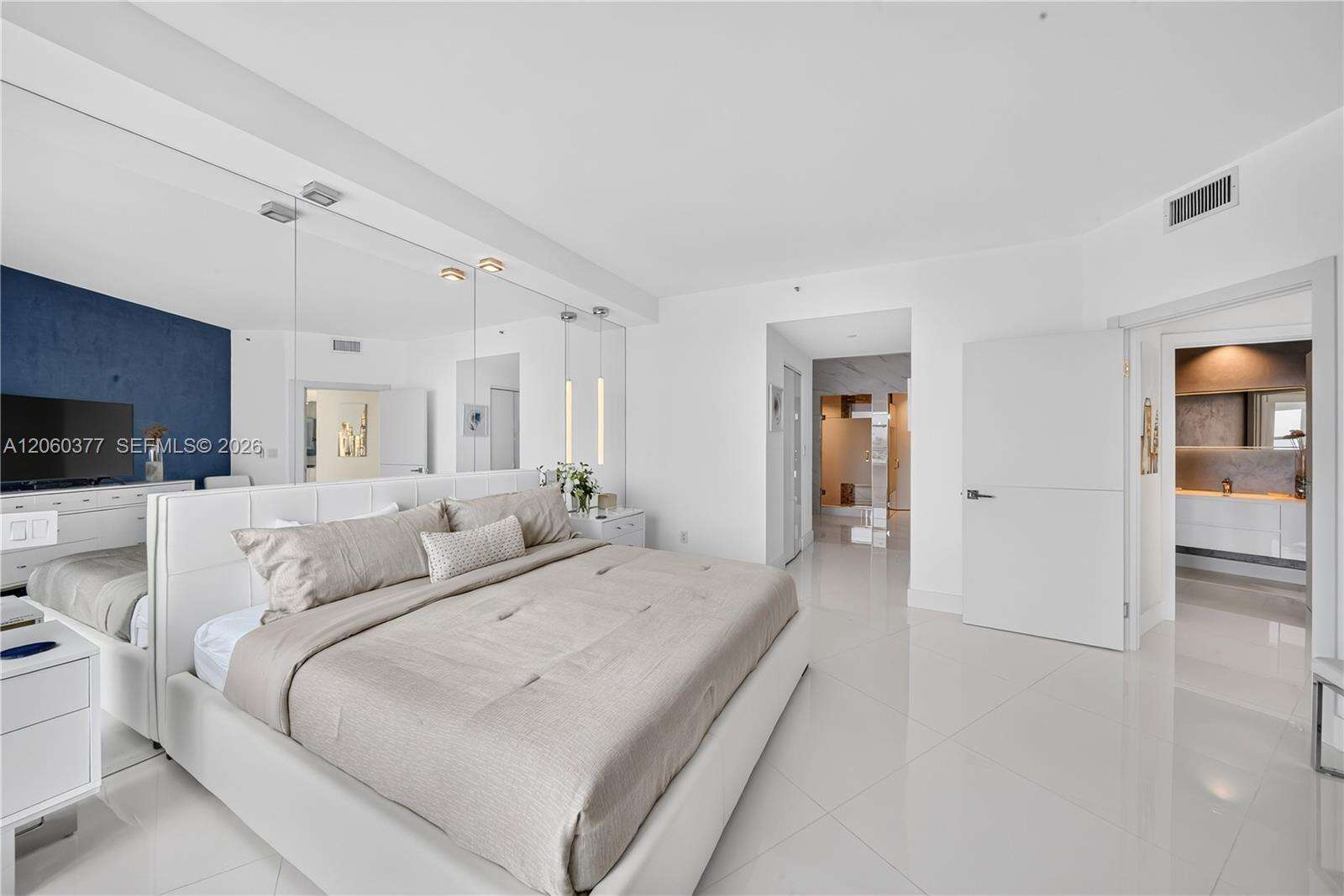 Portofino Tower at 300 Pointe Dr, Miami Beach, FL 33139 - For Sale photo 28