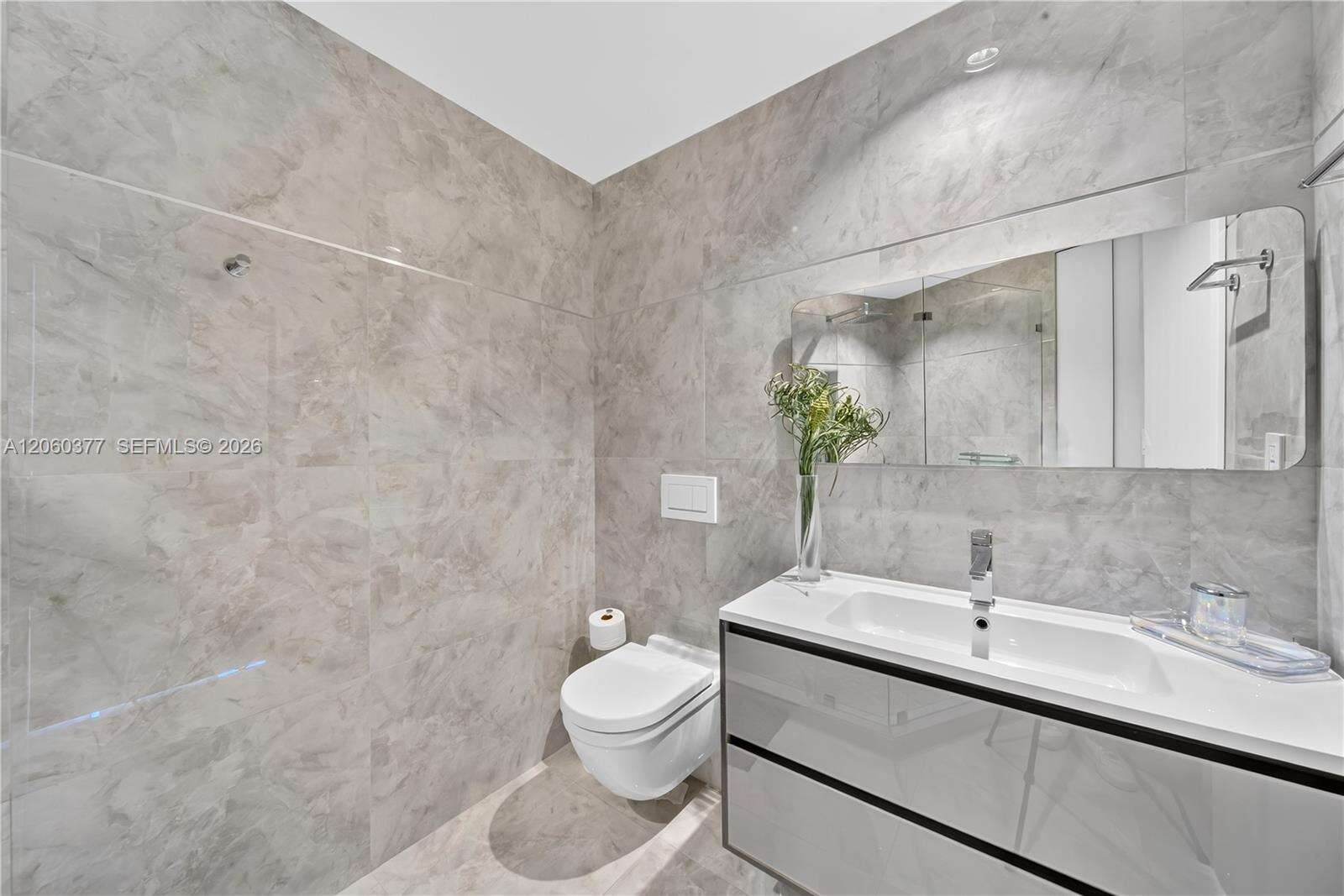 Portofino Tower at 300 Pointe Dr, Miami Beach, FL 33139 - For Sale photo 47
