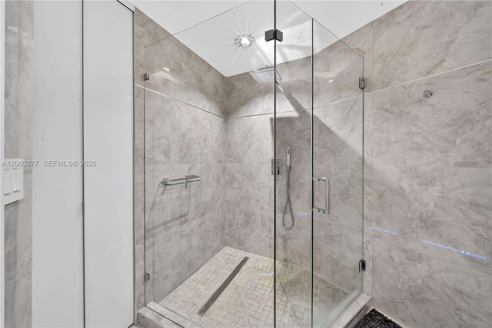 Portofino Tower at 300 Pointe Dr, Miami Beach, FL 33139 - For Sale photo 48
