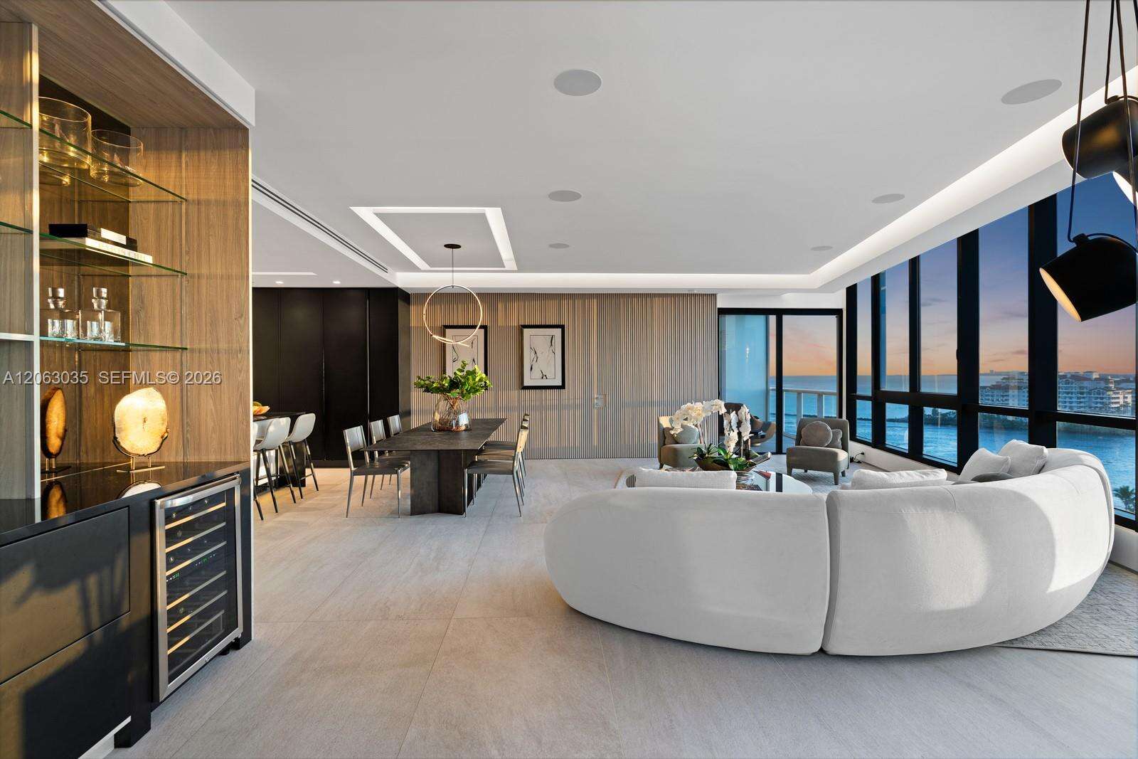 Continuum South Tower at 100 Pointe Dr, Miami Beach, FL 33139 - For Sale photo 4