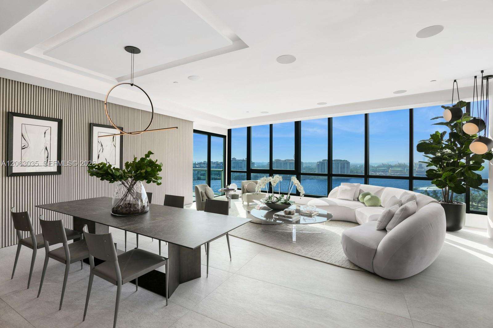 Continuum South Tower at 100 Pointe Dr, Miami Beach, FL 33139 - For Sale photo 5
