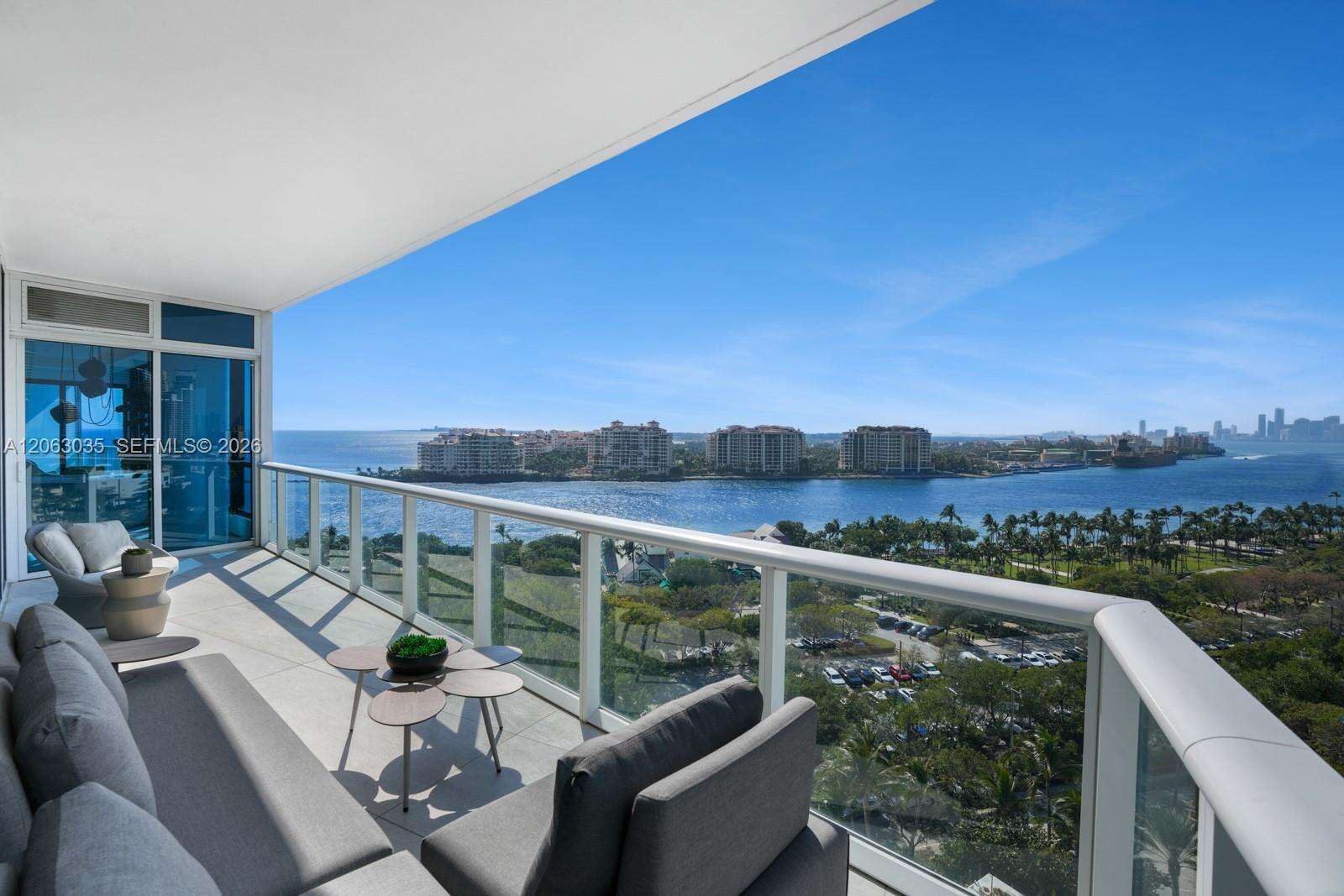 Continuum South Tower at 100 Pointe Dr, Miami Beach, FL 33139 - For Sale photo 9