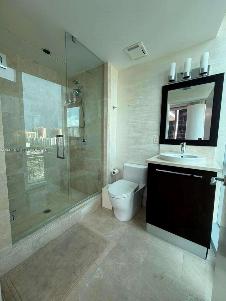 Jade Ocean at 17121 Collins Ave, Sunny Isles Beach, FL 33160 - For Sale photo 13