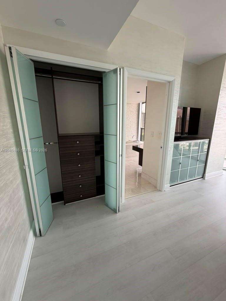 Jade Ocean at 17121 Collins Ave, Sunny Isles Beach, FL 33160 - For Sale photo 8