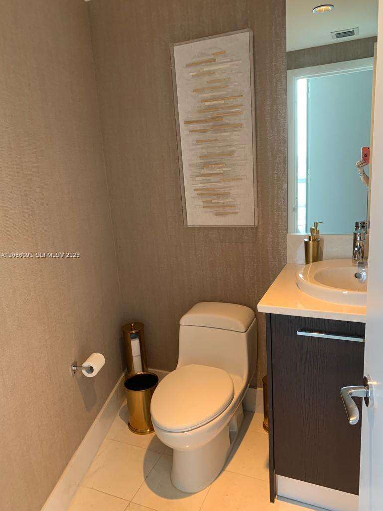 Jade Ocean at 17121 Collins Ave, Sunny Isles Beach, FL 33160 - For Sale photo 24